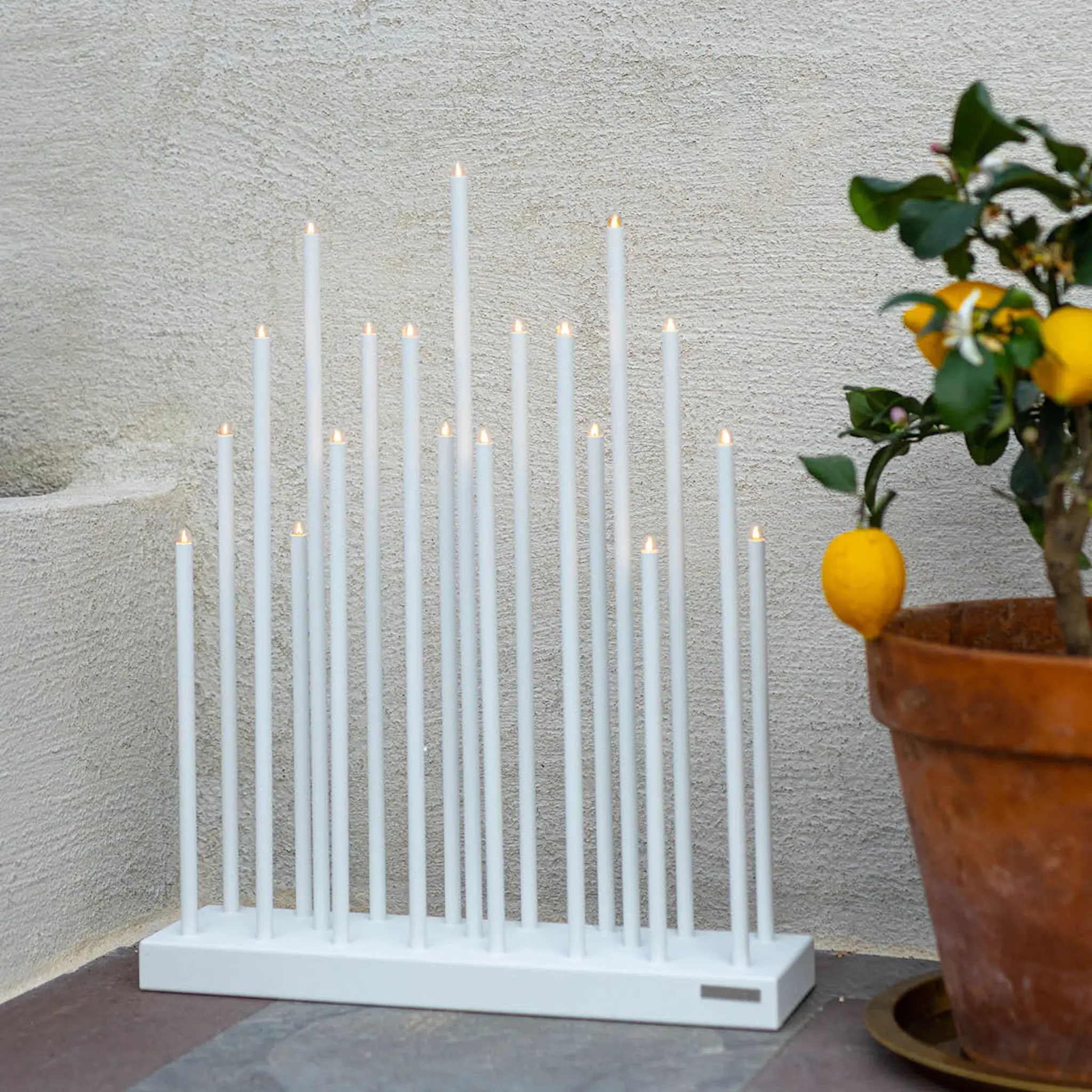 Smak Design Elflugan Kynttelikkö 50x12,5 cm Valkoinen