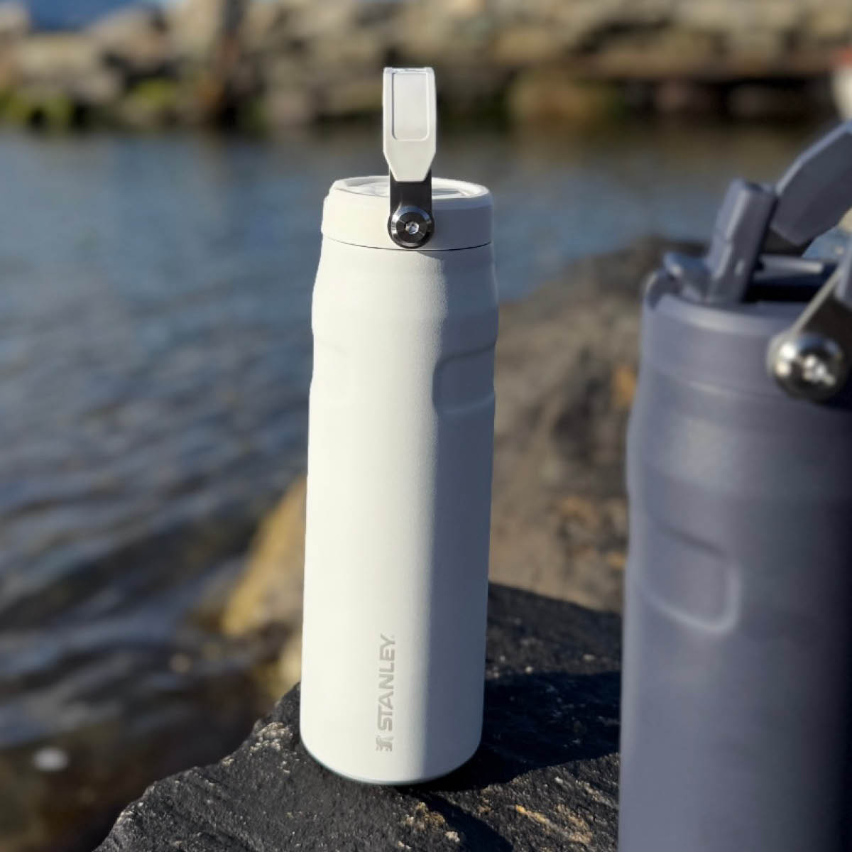 Stanley Iceflow Flip Straw 2.0 tumbler termosflaska 0,7 L Frost
