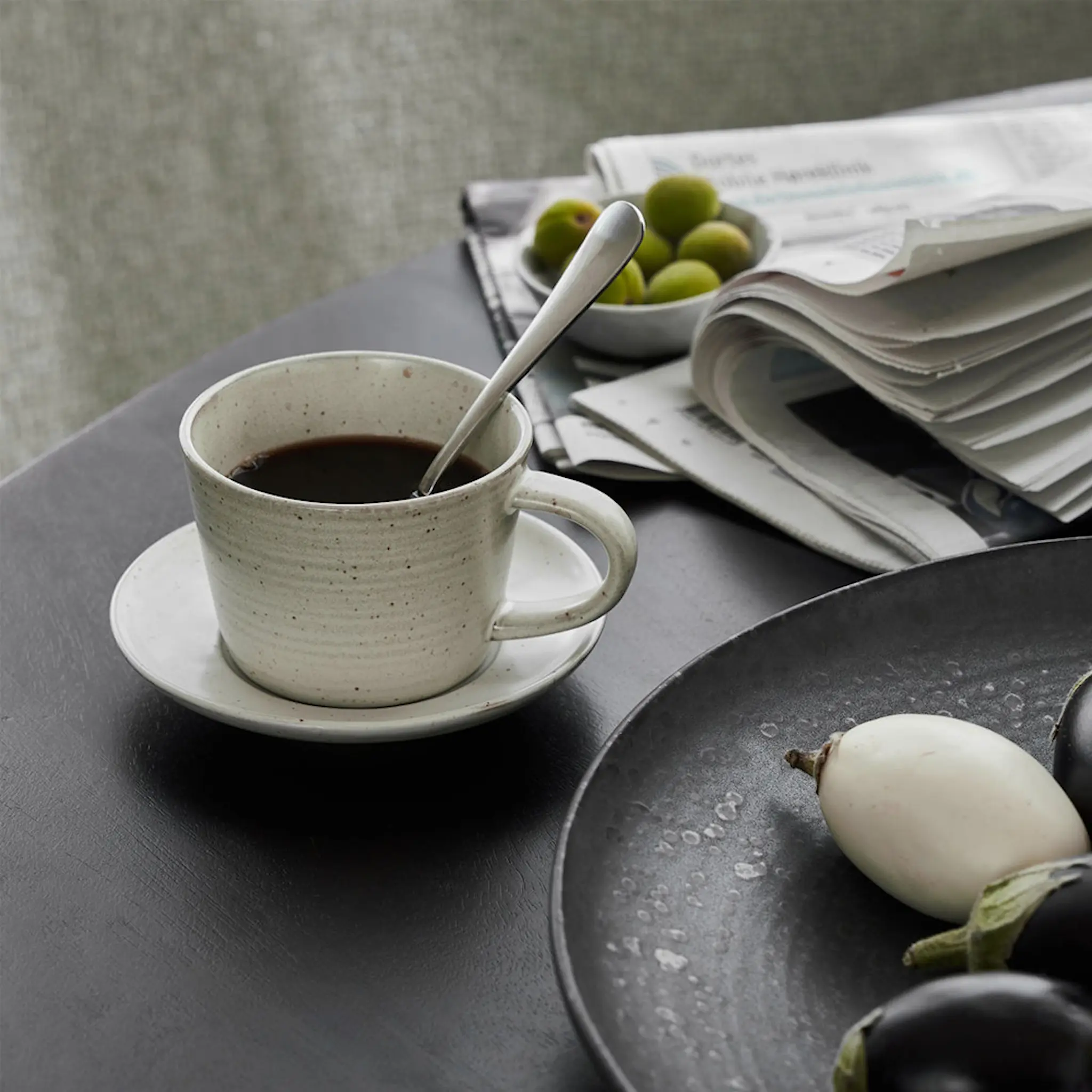 House Doctor Pion Kuppi ja aluslautanen 23 cl Harmaa/Valkoinen