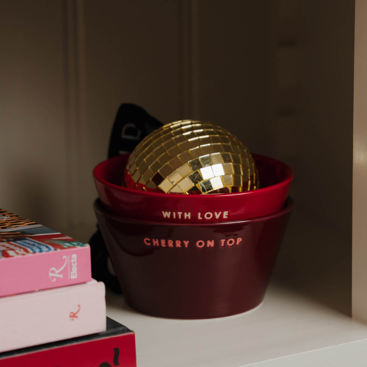 Vondels Table Talk Kulho CHERRY ON TOP 7 cm Viininpunainen