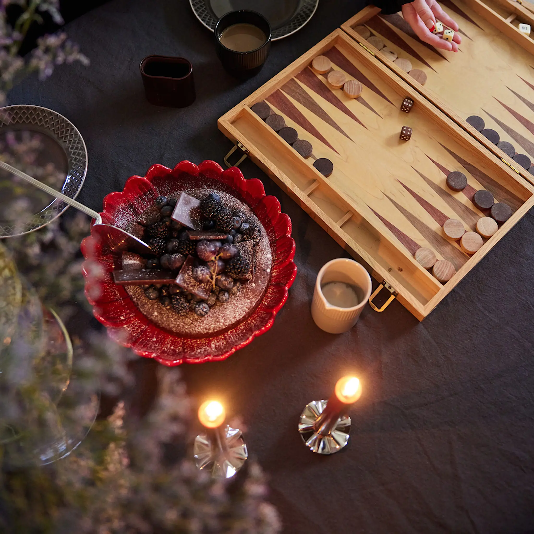 Sagaform Dagny Tarjoilukulho 27 cm Viininpunainen