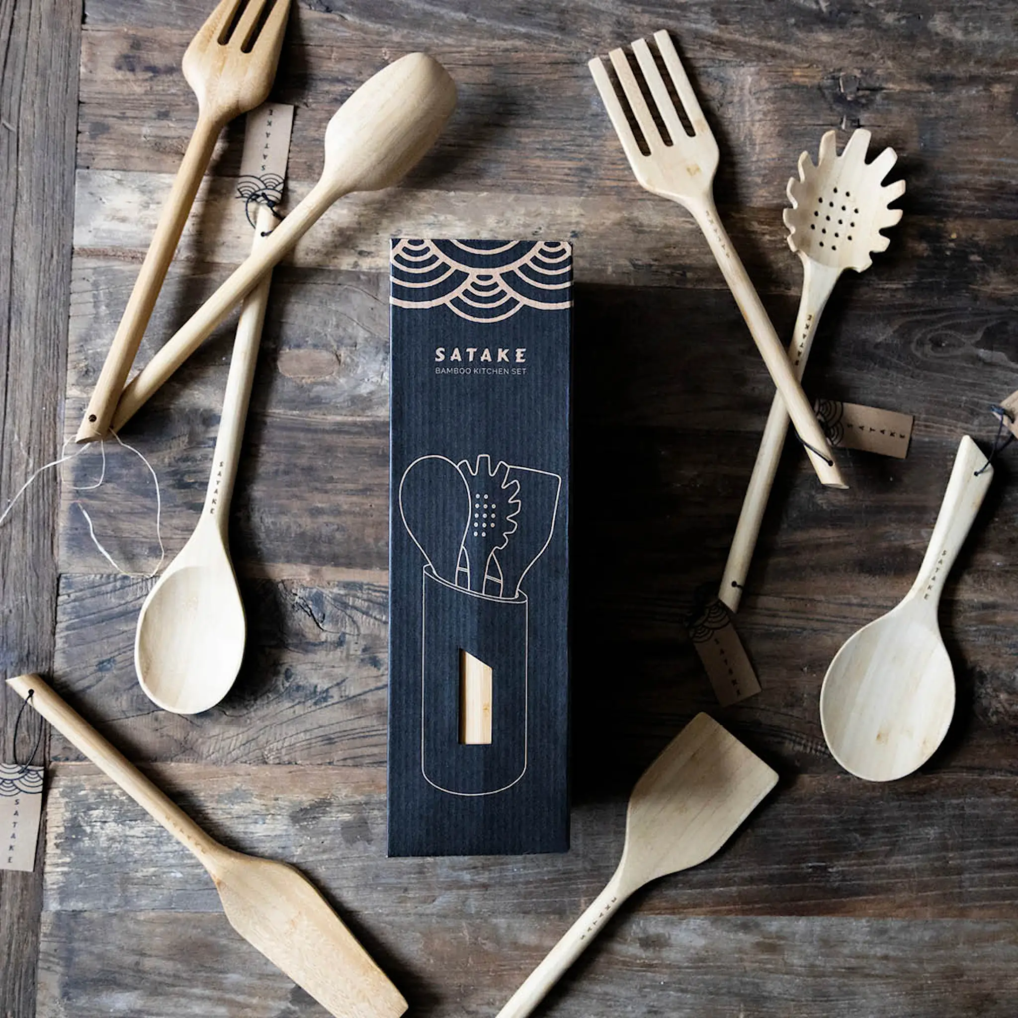 Satake Ruoanlaittovälinesetti telineellä 4 osaa Bambu