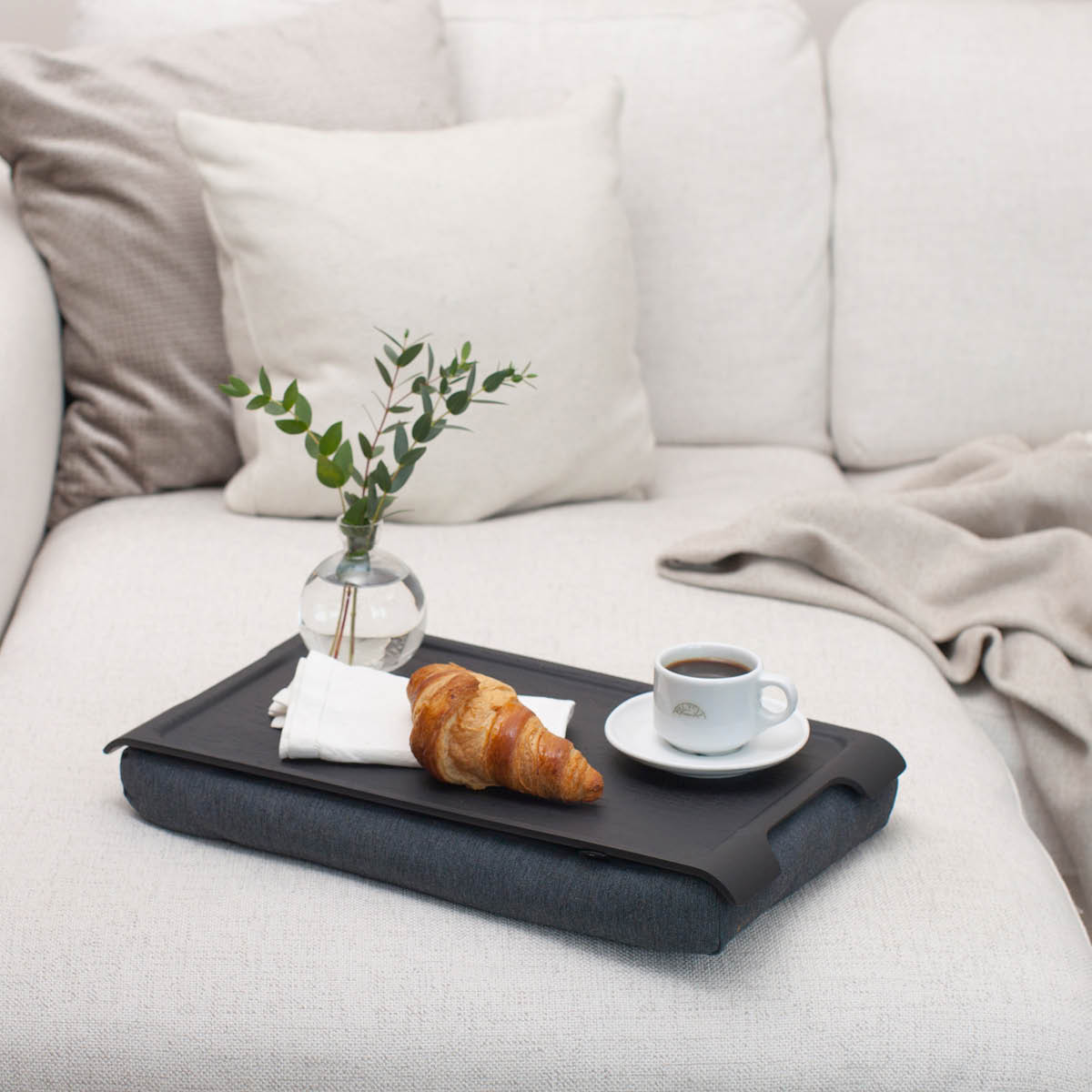 Bosign Laptray knäbricka anti-slip 43x23 cm svart/grå