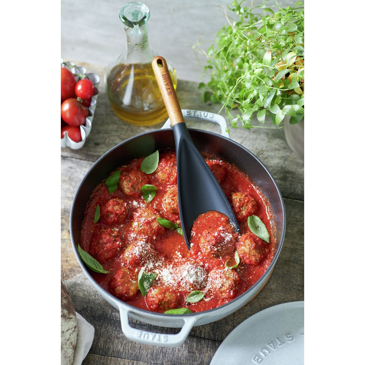 Staub Gadgets Lasta / Kauha 30 cm Silikoni/Akaasia