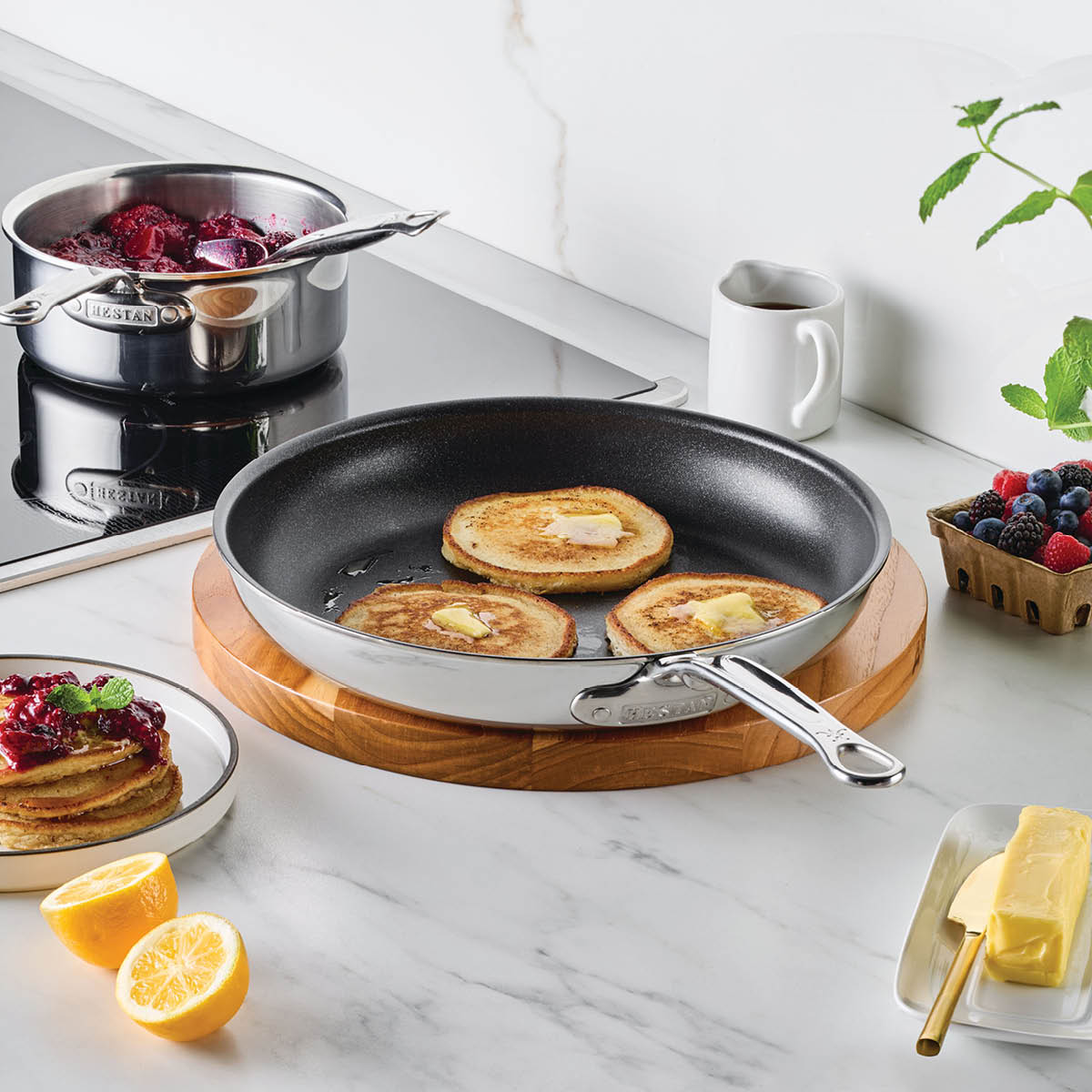 Hestan ProBond Luxe TITUM™ stekpanna non-stick 32 cm