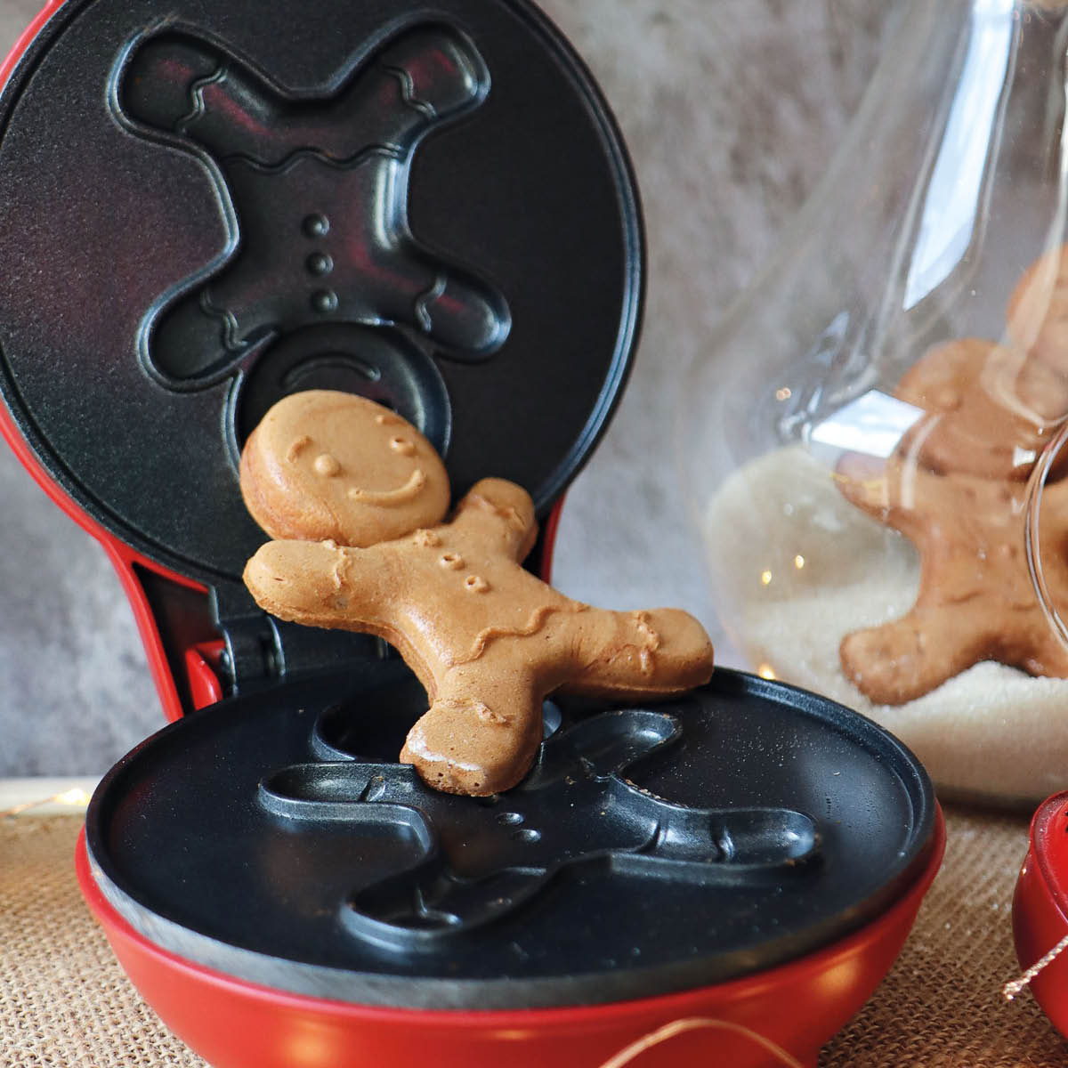 ScrapCooking Vaffeljern pepperkakemann jul rød/svart