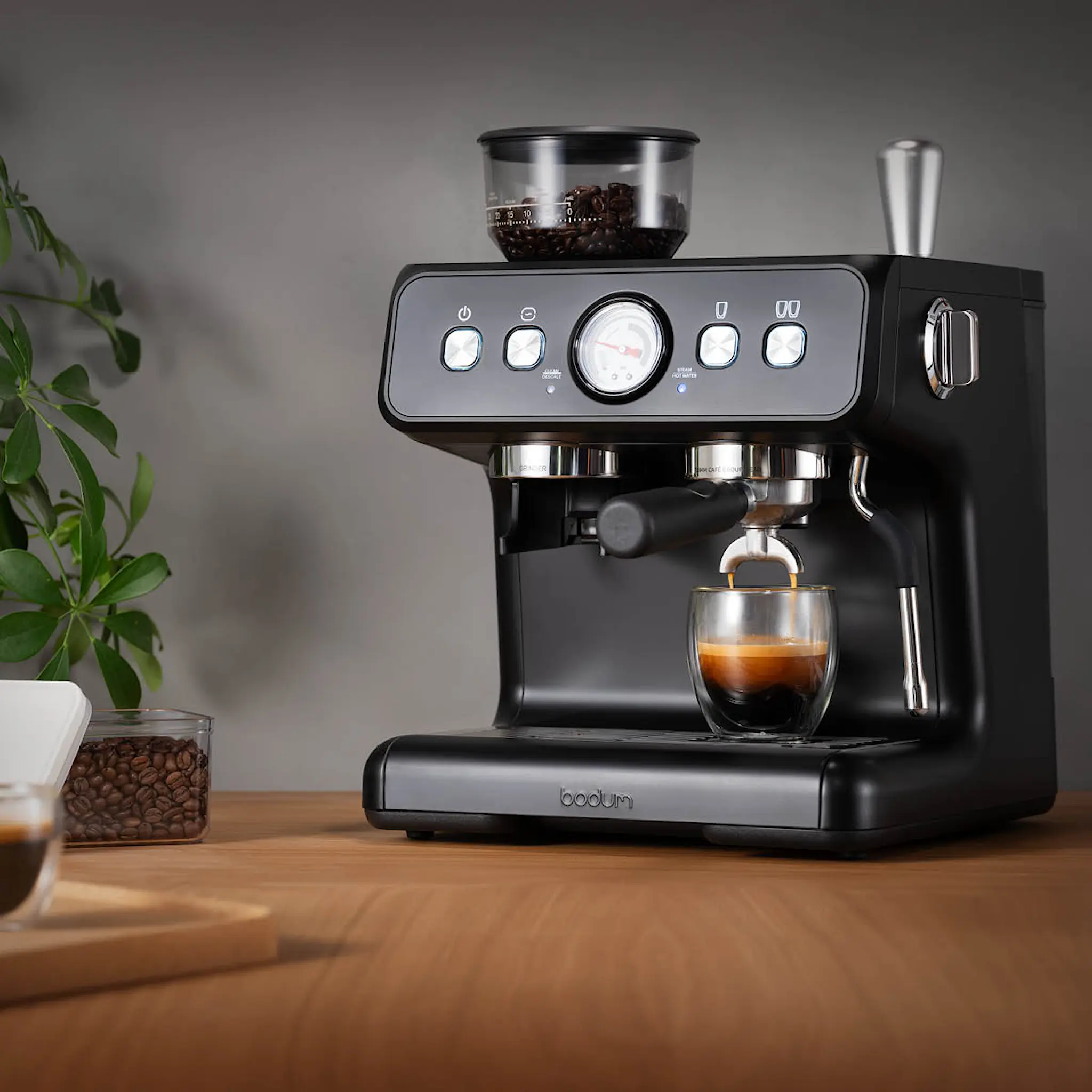 Bodum Bistro esspressomaskin 2,8L med kaffekvern svart