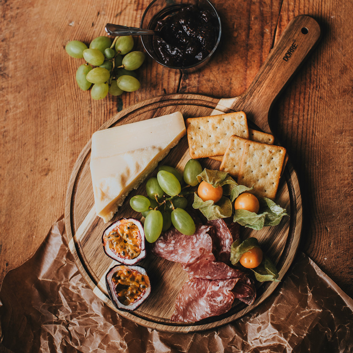 Dorre Ulli Serveringsbricka rund 25,5 cm Akaciaträ