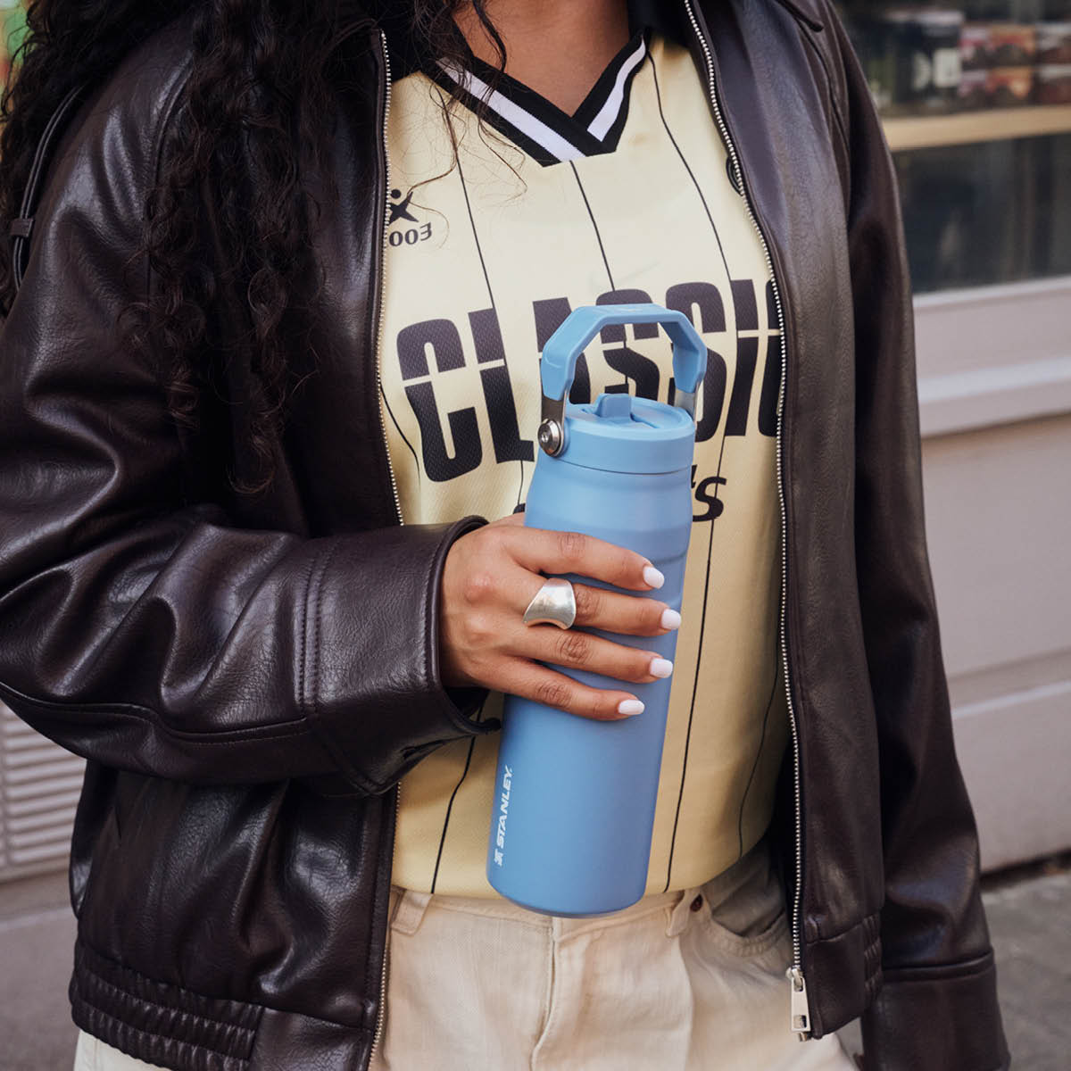 Stanley Iceflow Flip Straw Bottle 2.0 termoflaska 0,7 L indigo