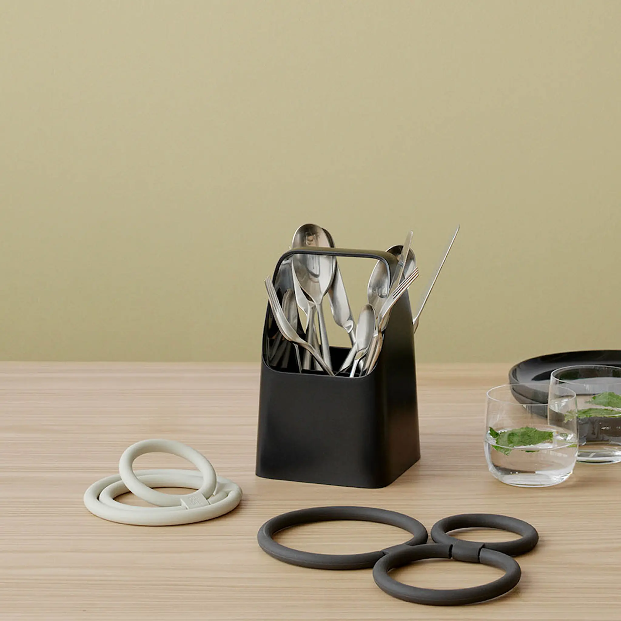 RIG-TIG Handy-Box Säilytyslaatikko 12x12,5 cm Musta