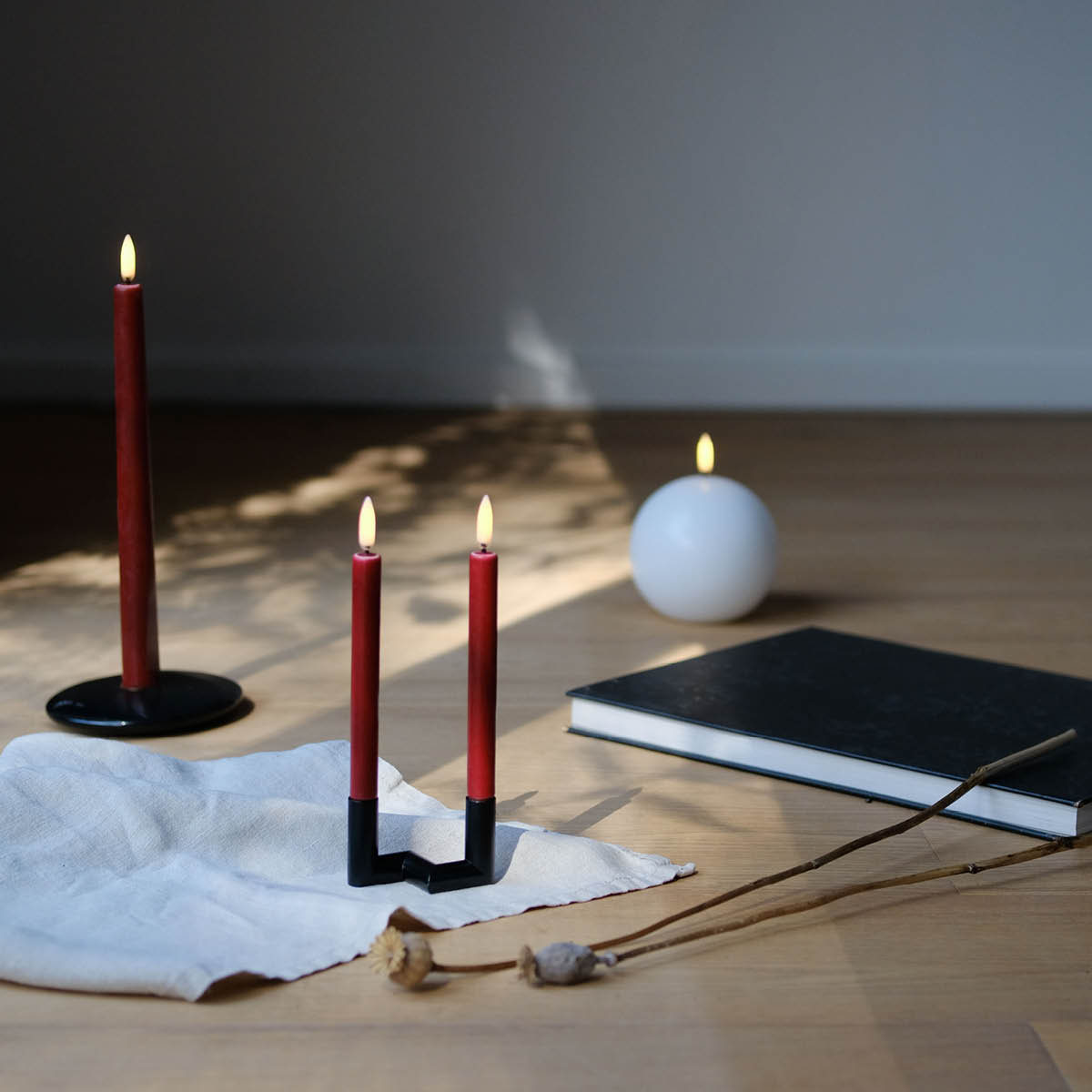 Uyuni Lighting Kynttilänjalka 4,2 cm Musta