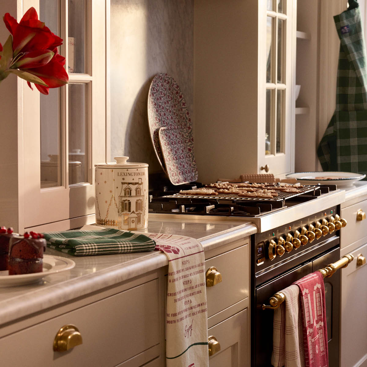 Lexington House kakeboks med lokk 13x18 cm hvit/gull