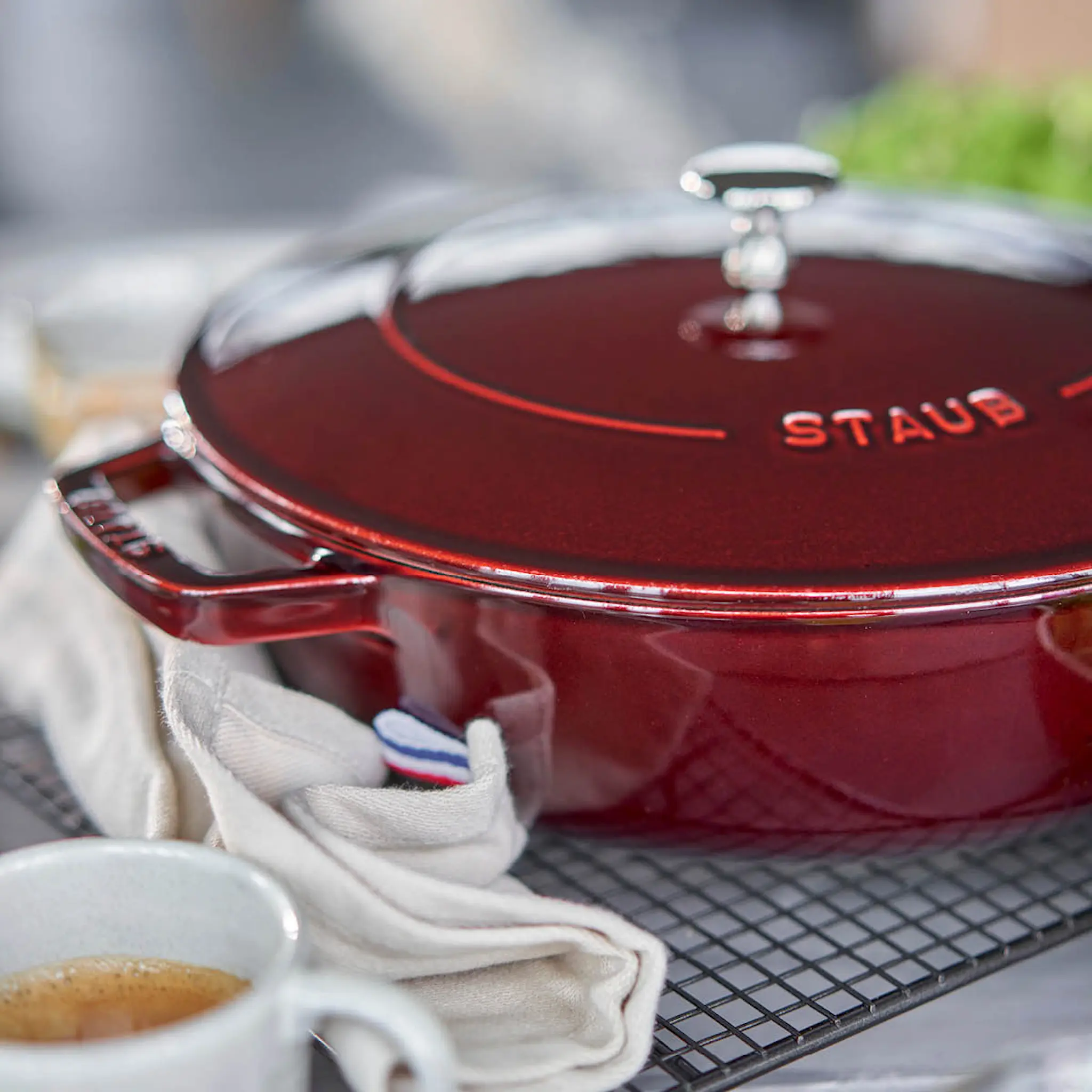 Staub Chistera Haudutuspannu 28 cm Grenadin