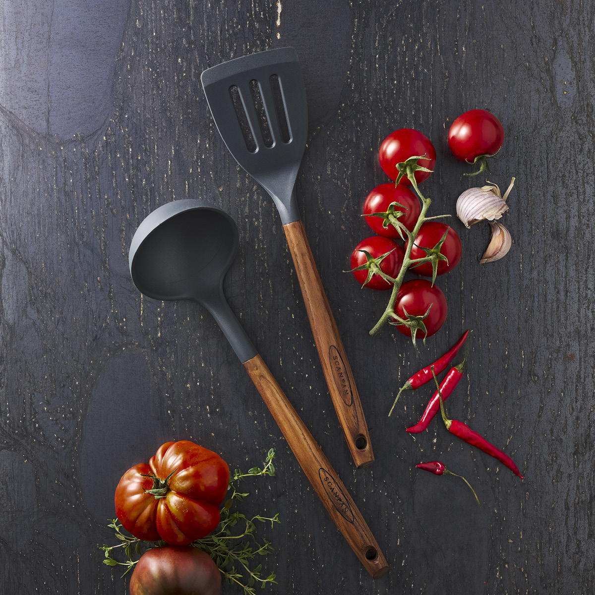 Scanpan Access perforerad stekspade 31 cm silikon/ask