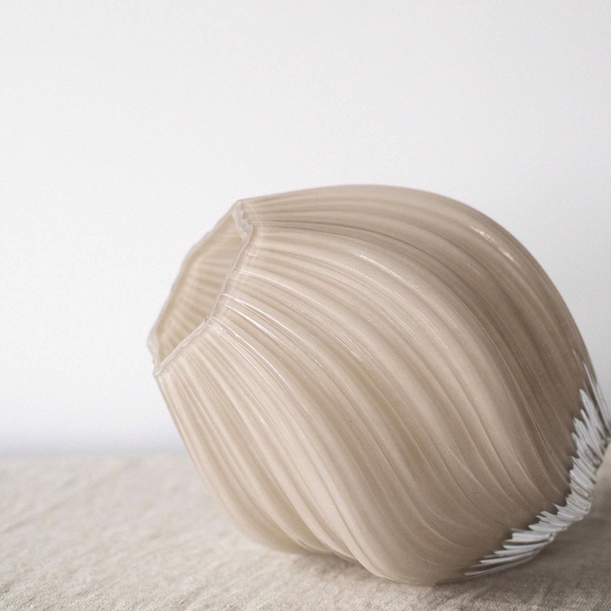 Tell Me More Noma Vas 23 cm Linen