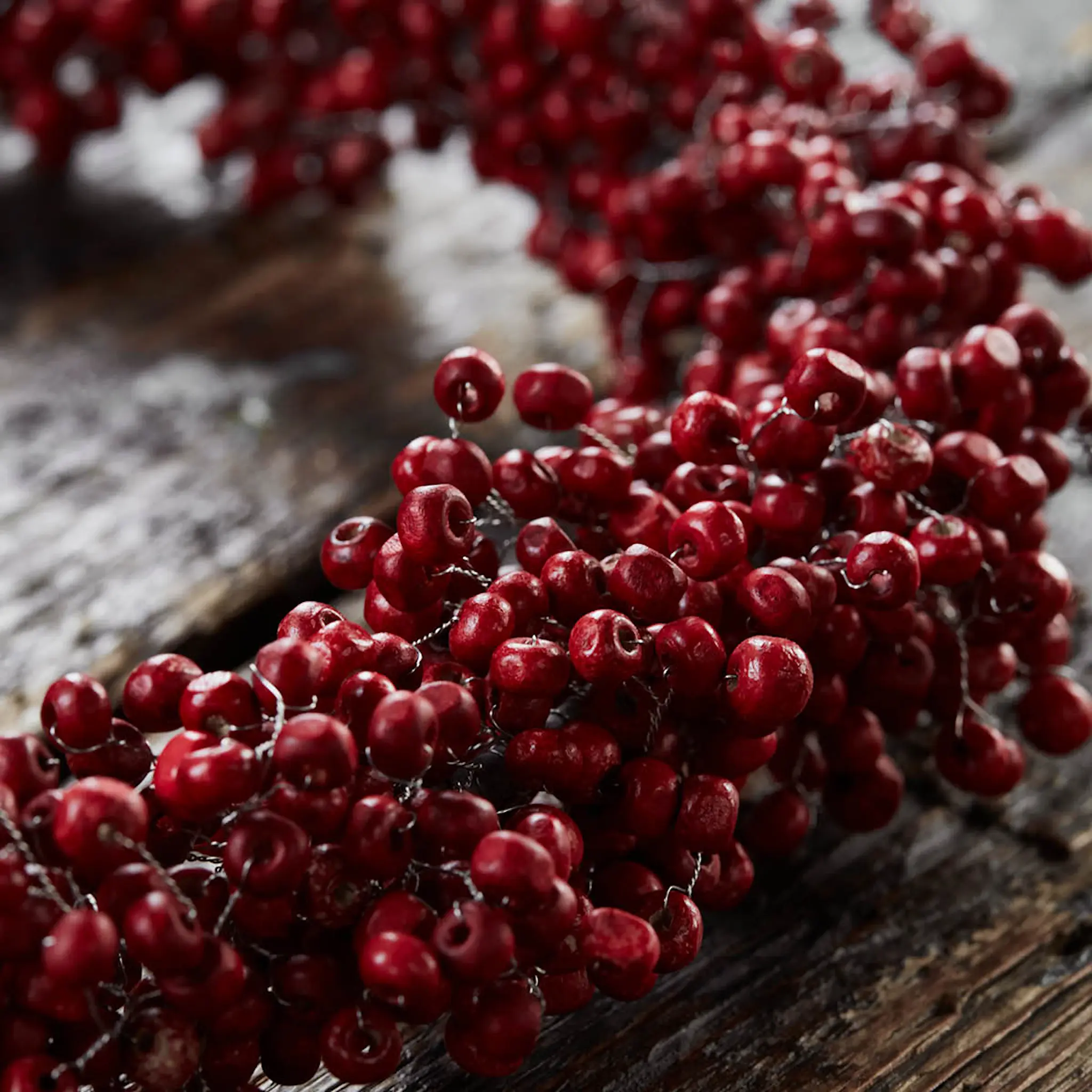 House Doctor Winter krans 33 cm röd