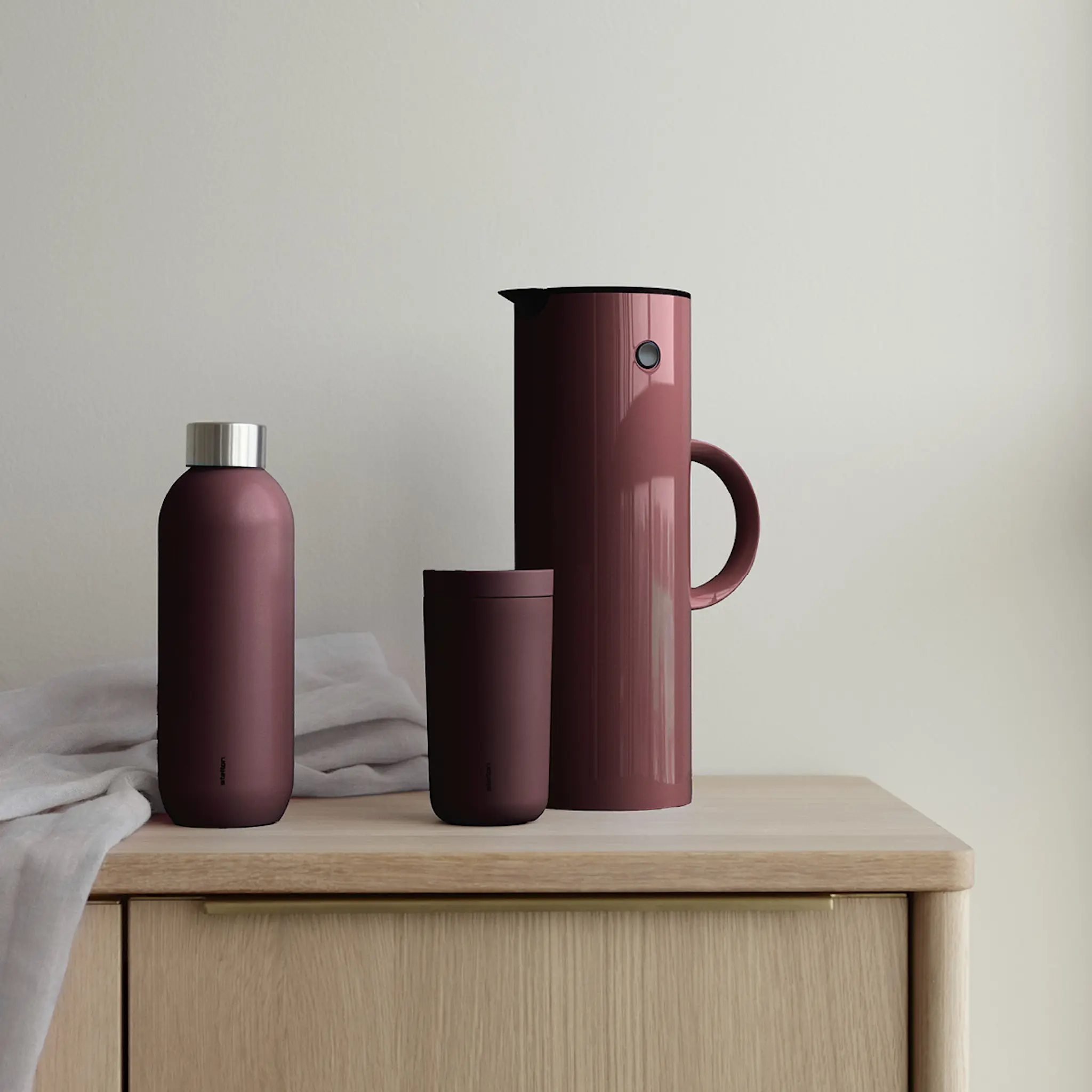 Stelton Keep Cool termoflaska 0,6 L berry