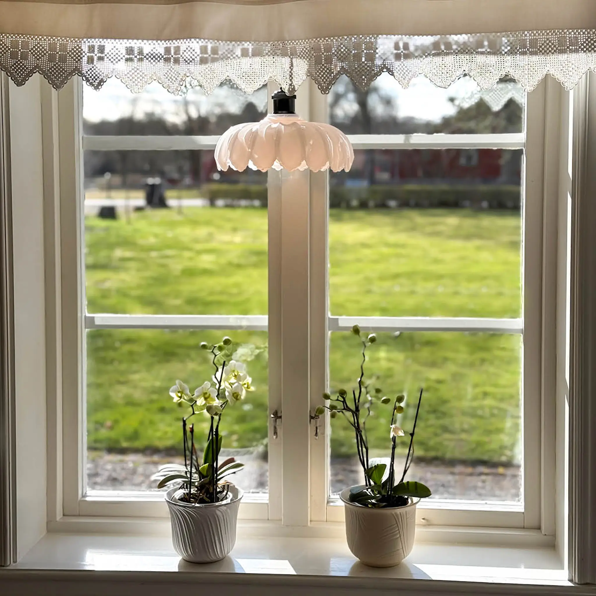 Aneta Lighting Sofia vinduspendel 25 cm svart/hvit