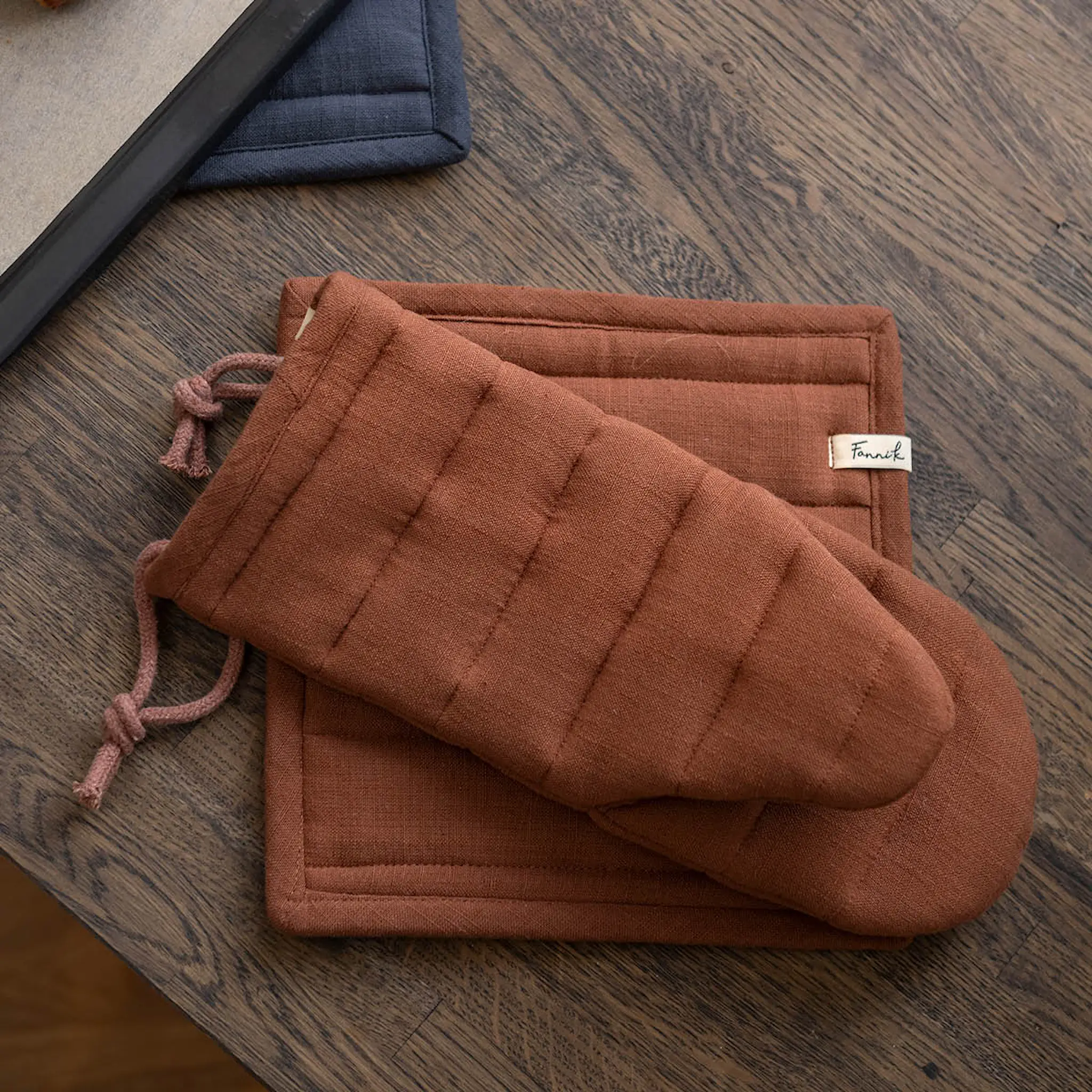 Fanni K Raitti grytvante 14x33 cm cashewbrun