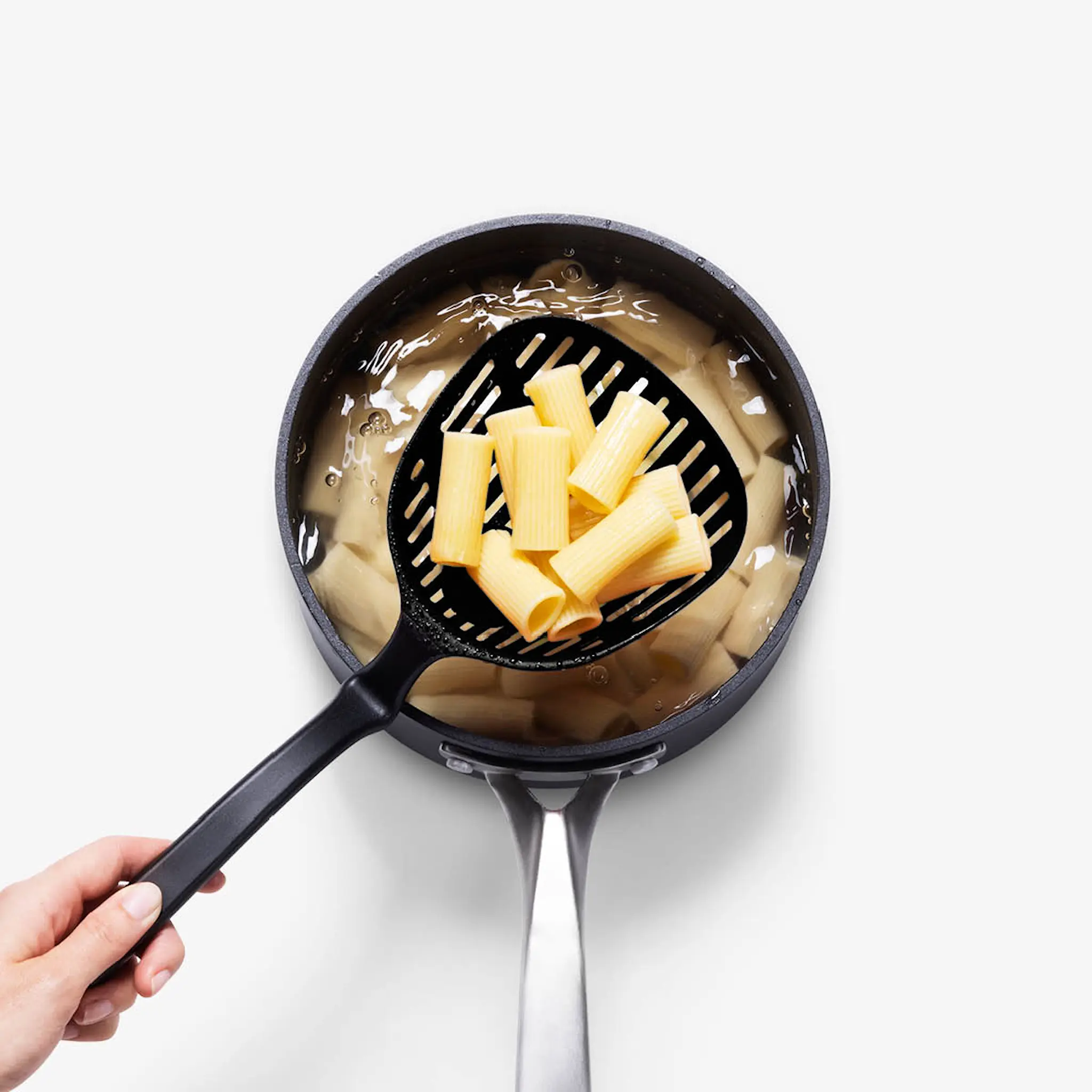 Dreamfarm Reikäkauha 28,8 cm Musta