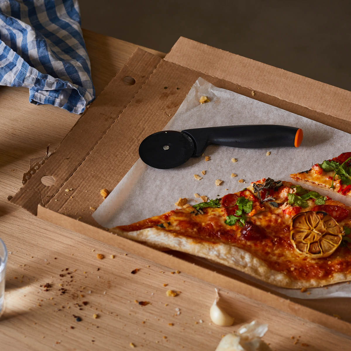 Fiskars Functional Form Pizzaleikkuri