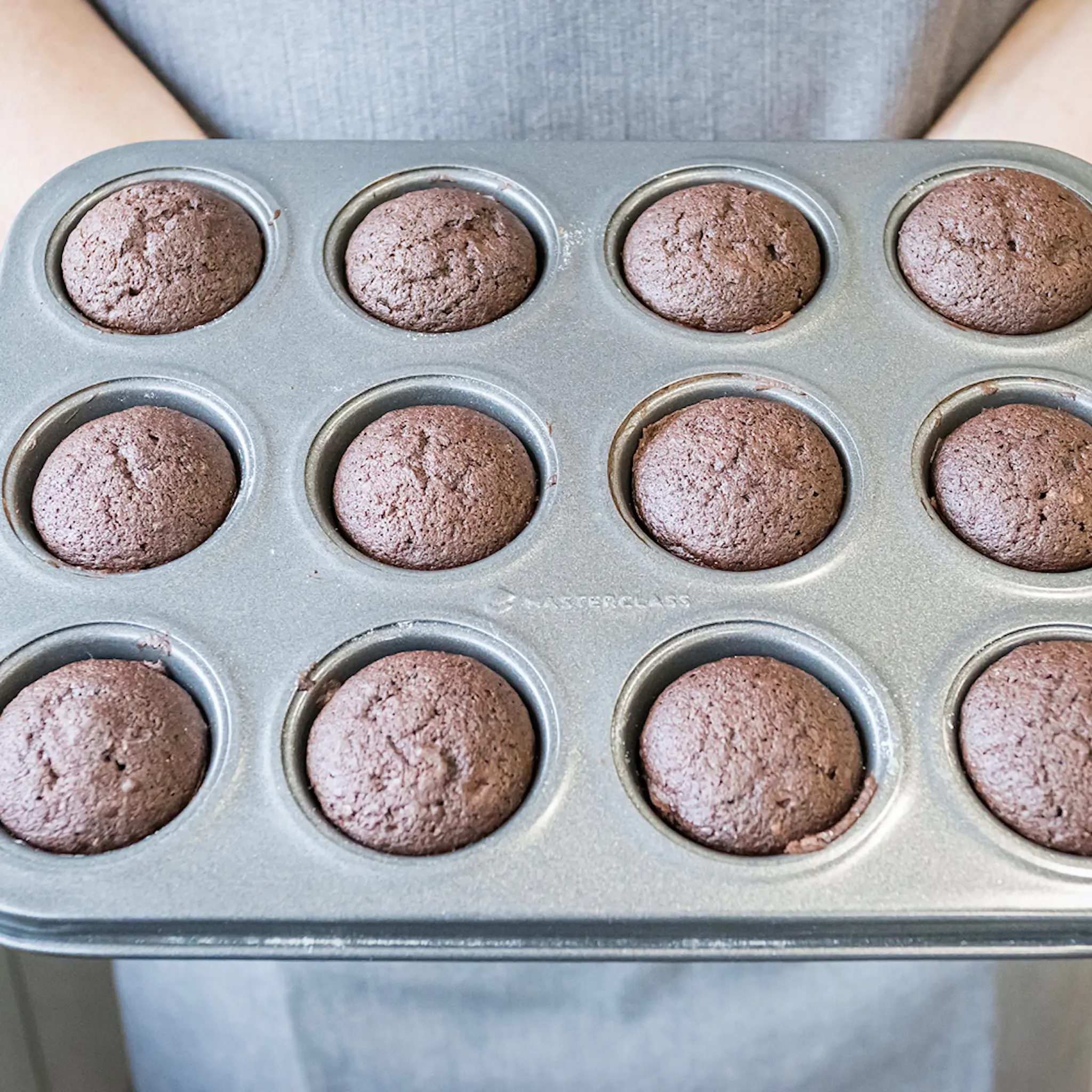 MasterClass Muffinsform för 12 små muffins