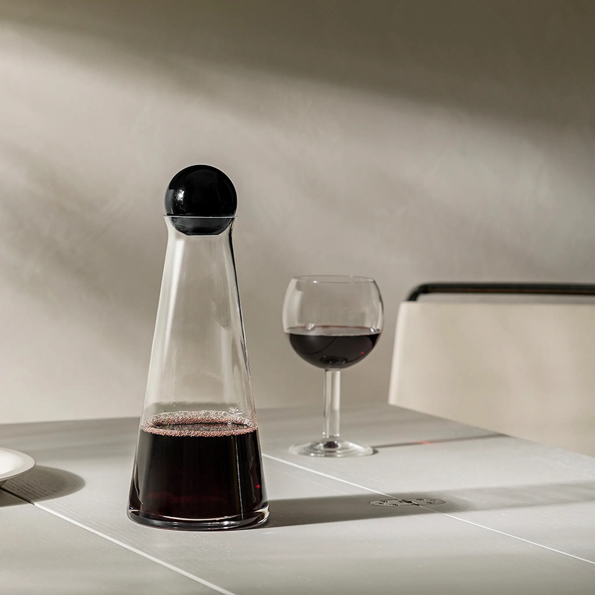 Design House Stockholm Fia Karahvi 1 L Kirkas/Musta