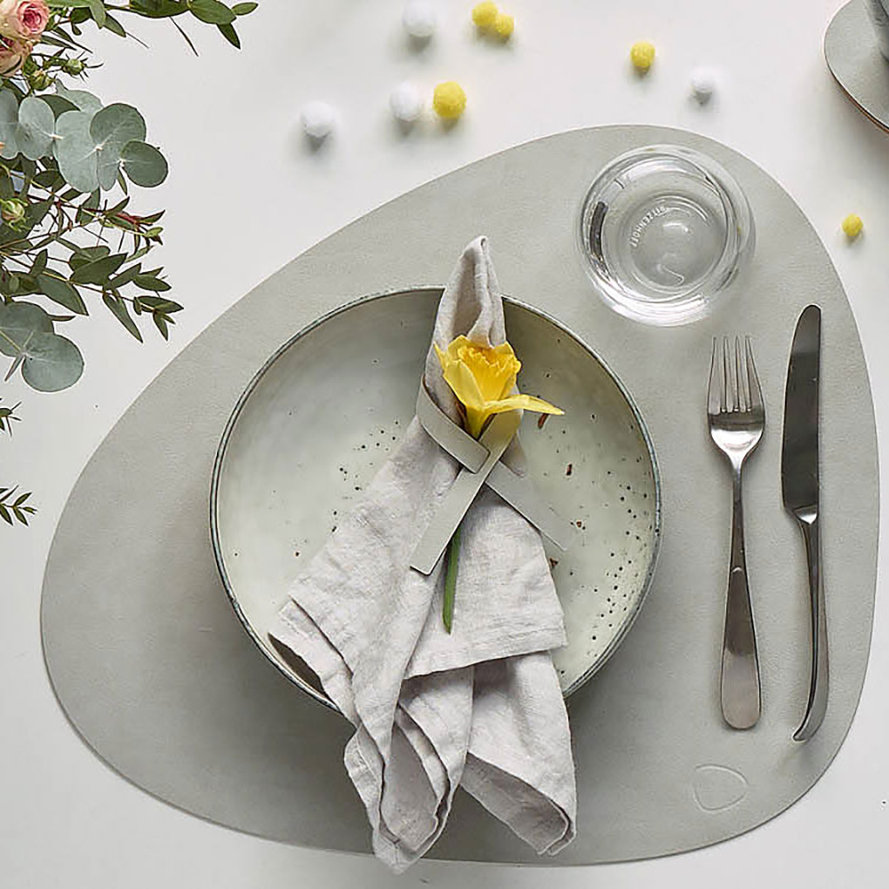 LIND DNA Curve Nupo Pöytätabletti 37x44 cm Light Grey