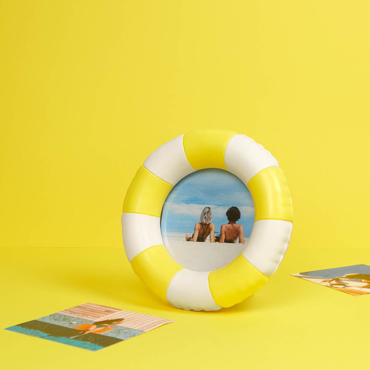 Balvi Floats fotoram 17,2 cm gul/vit