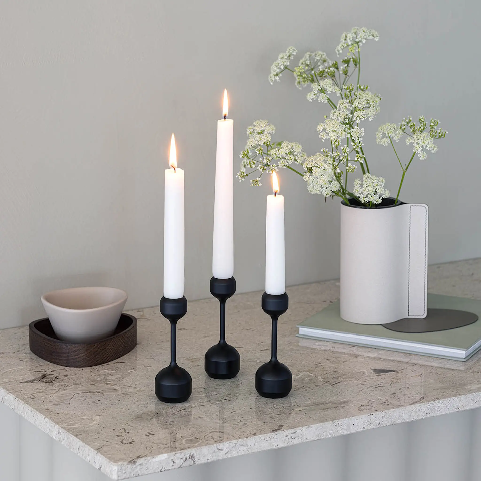 LIND DNA Silhouette Candleholder Silhouette 145 Candle Holder Svart