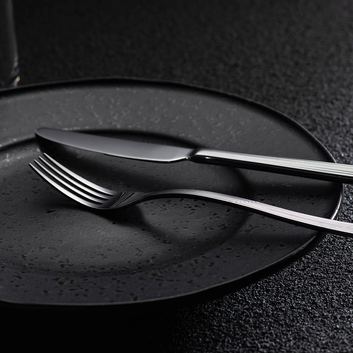 Modern House Line bestikksett 24 deler stål