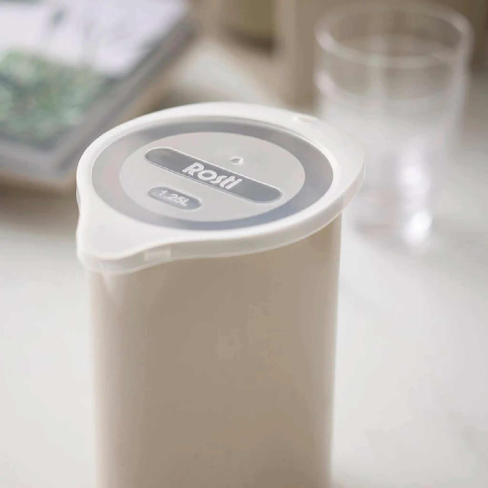 Rosti Classic miksekanne med lokk 1,25L Humus