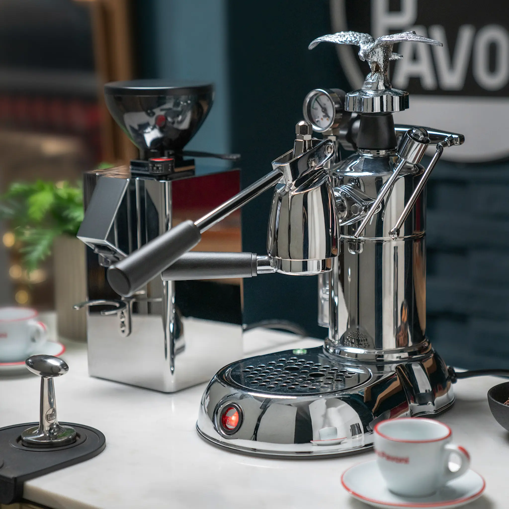 La Pavoni Milano manuell kaffemaskin med hävarm rostfritt stål
