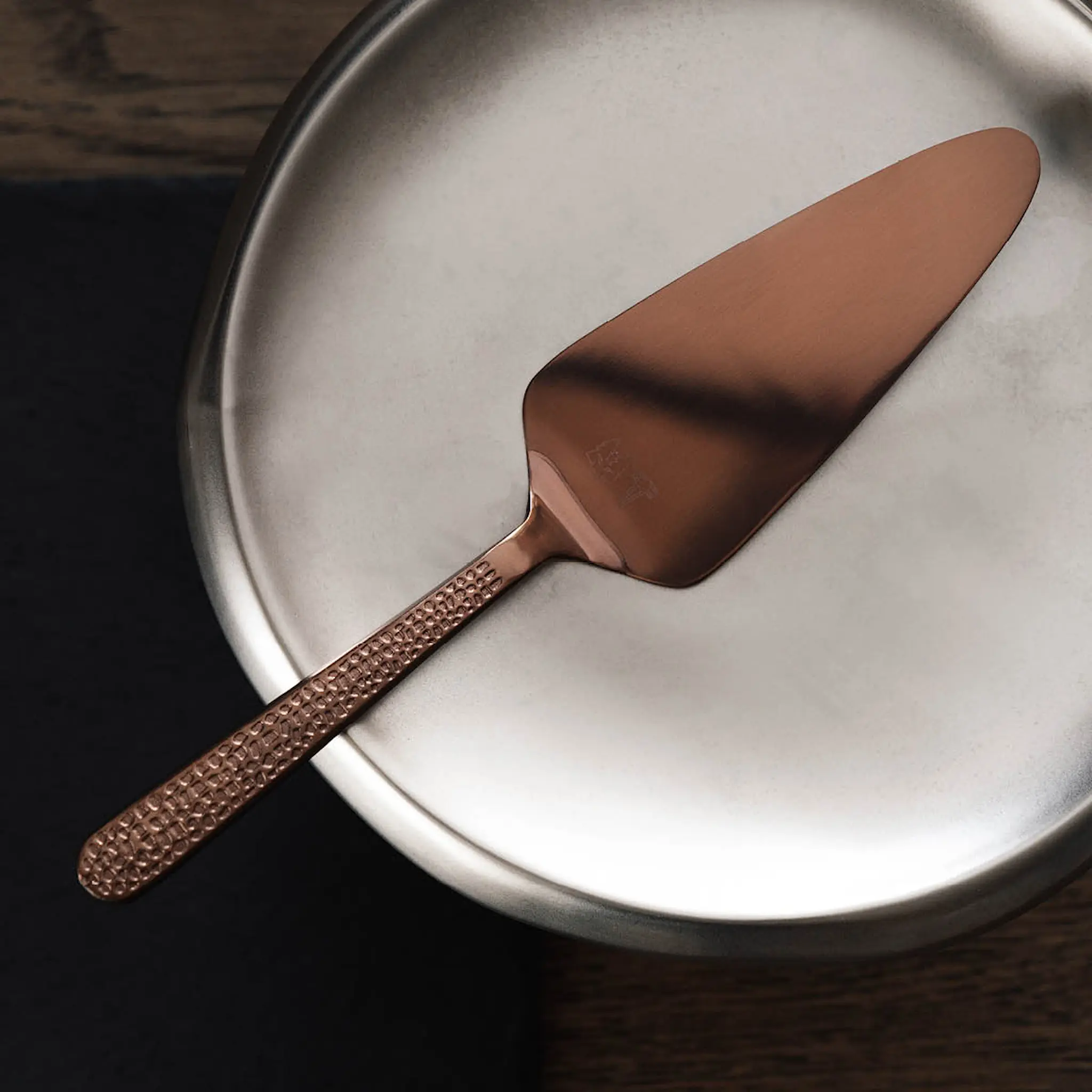 Vargen & Thor Frost tårtspade 24 cm koppar