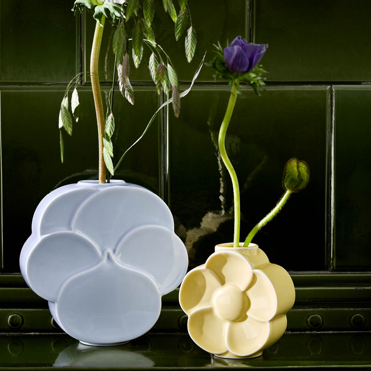 Lyngby Porcelæn Flower vas smörblomma 11,5 cm sand
