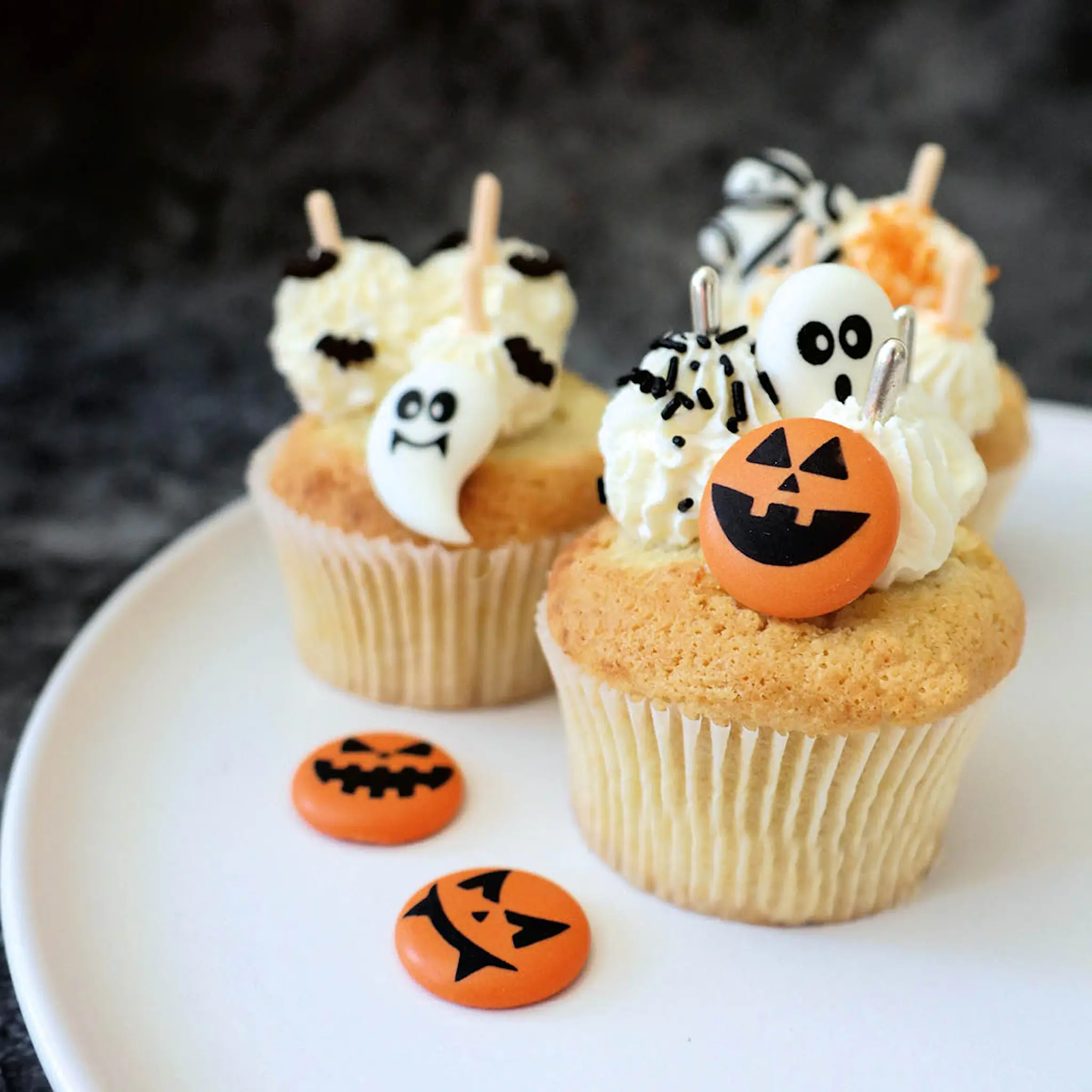 ScrapCooking Halloween ätbara tårtdekorationer 9-pack orange/vit