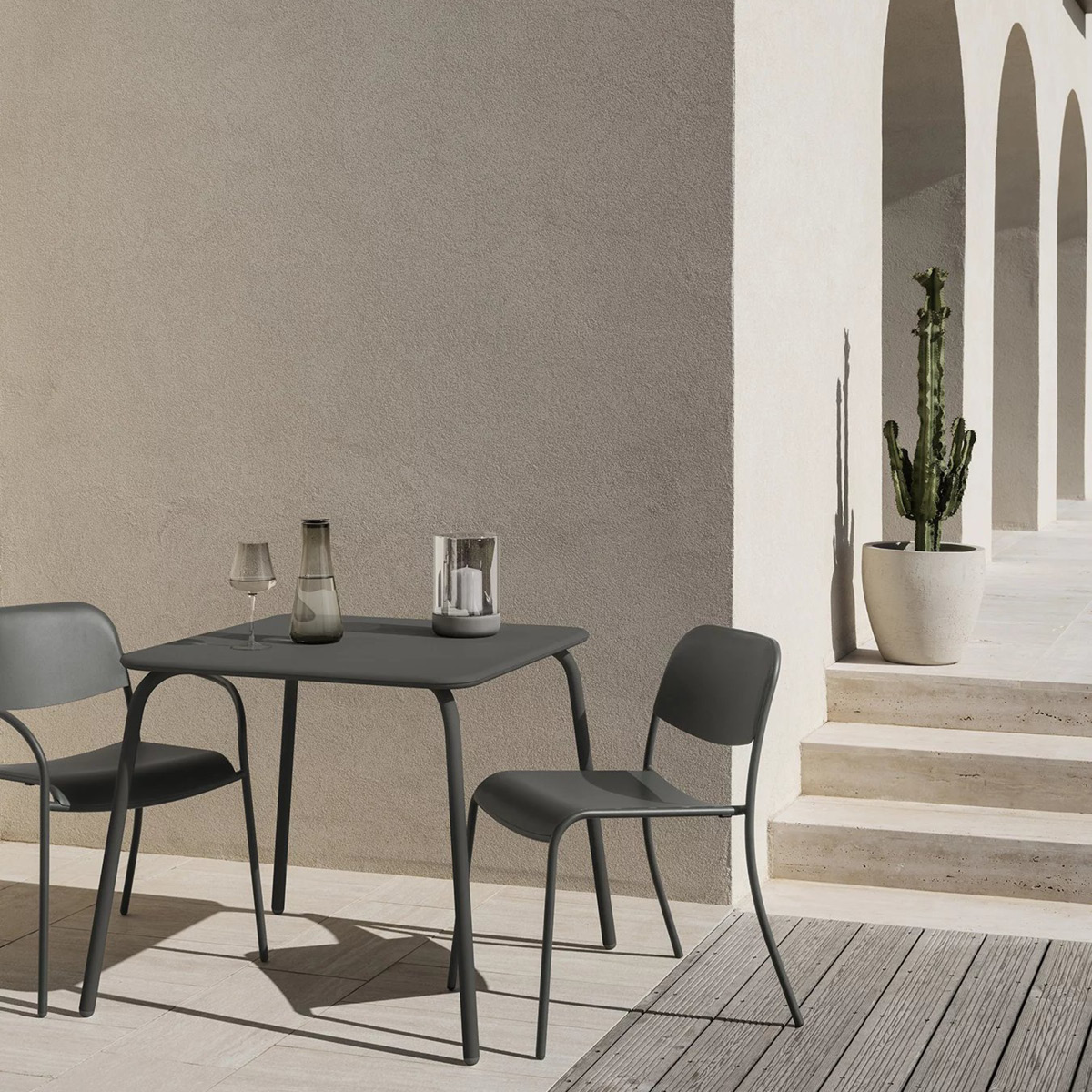 Blomus Calma ljuslykta M 20 cm stålgrå smoke