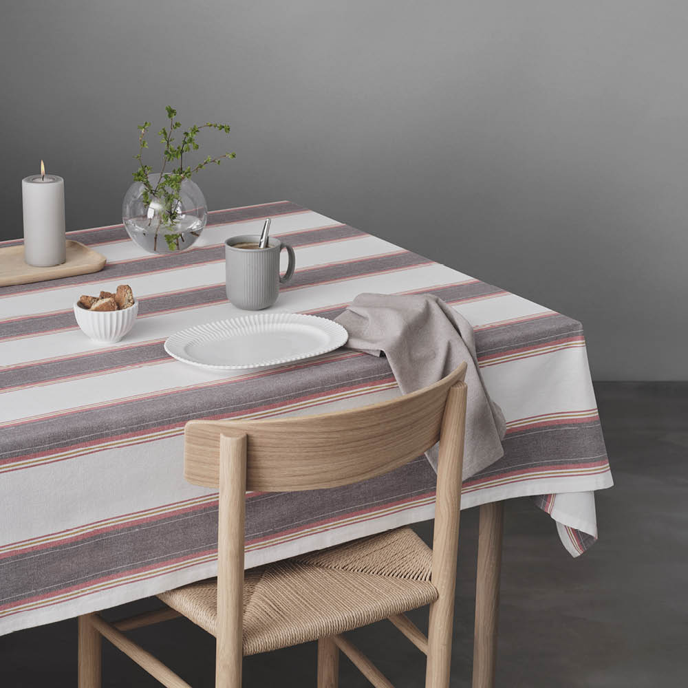 By Mogensen By Mogensen Pöytäliina 140x140 cm Large Stripes