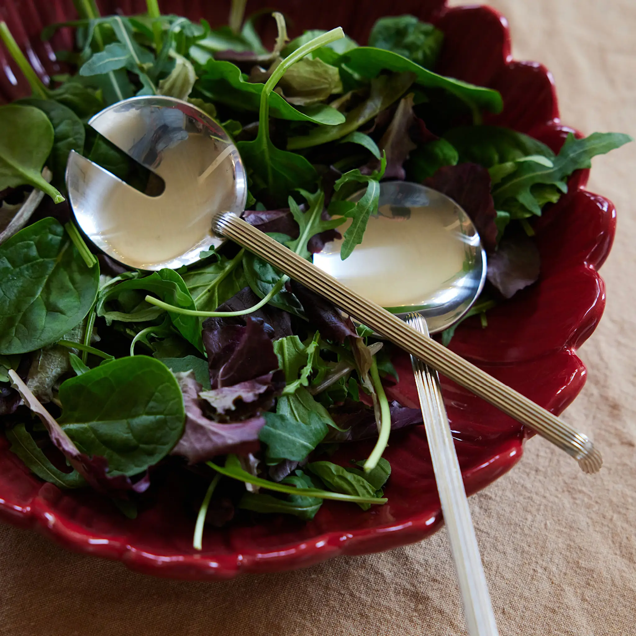 Sagaform Dagny Tarjoilukulho 27 cm Viininpunainen