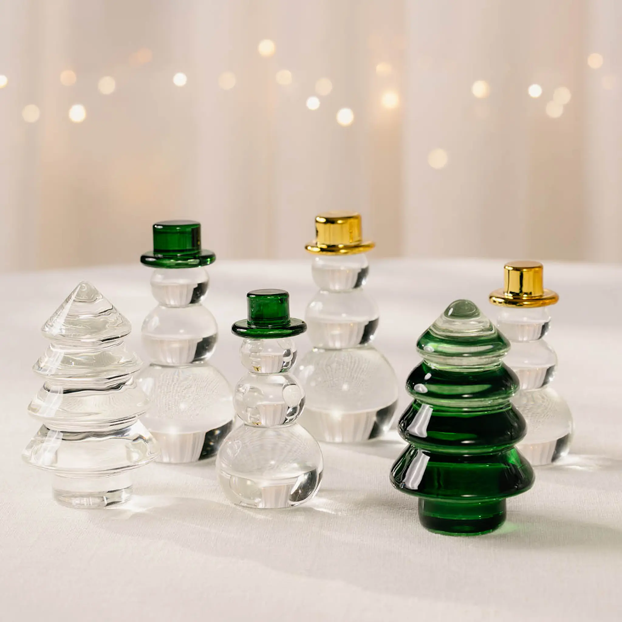 Magnor Snømann dekorationsfigur 9,2 cm guldhatt
