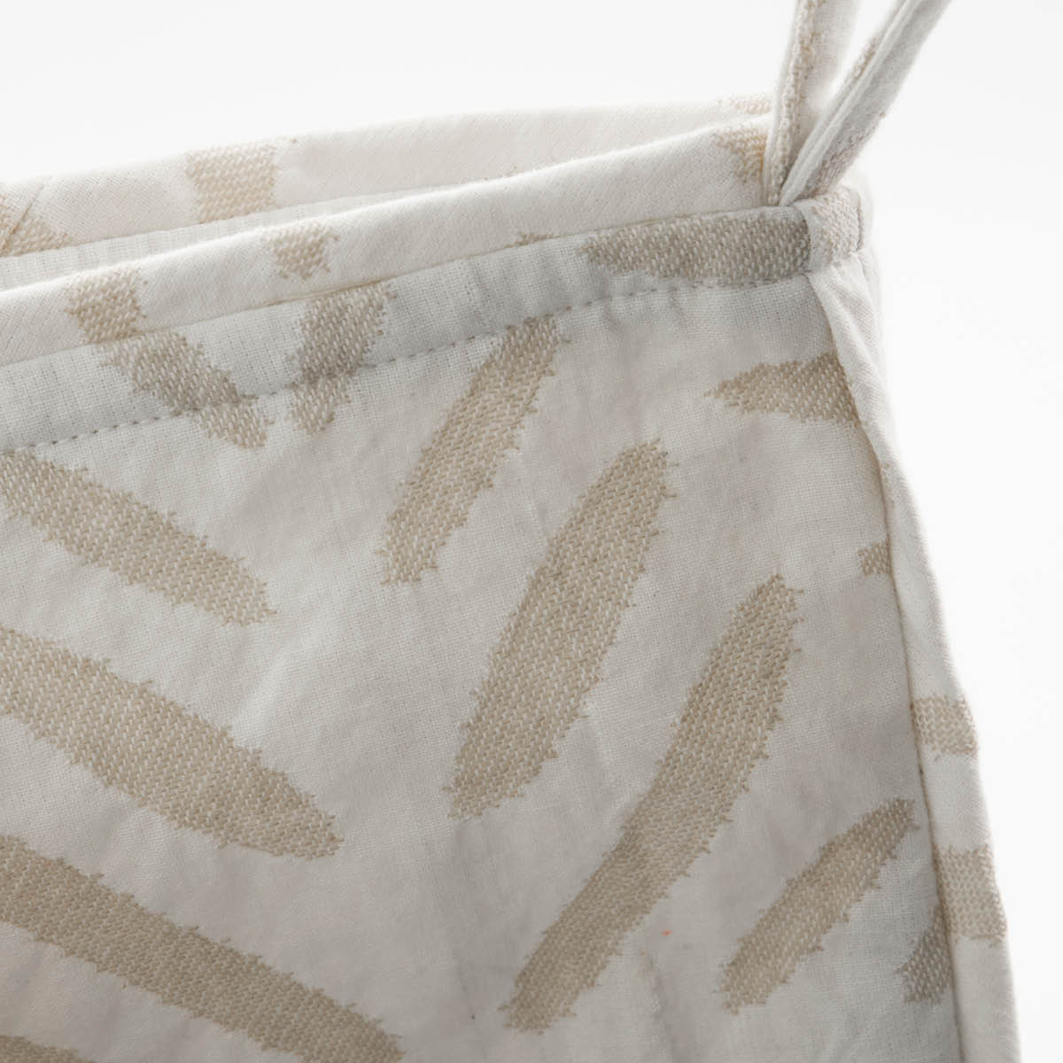 House Doctor Clip Joulusukka 44 cm Off-white