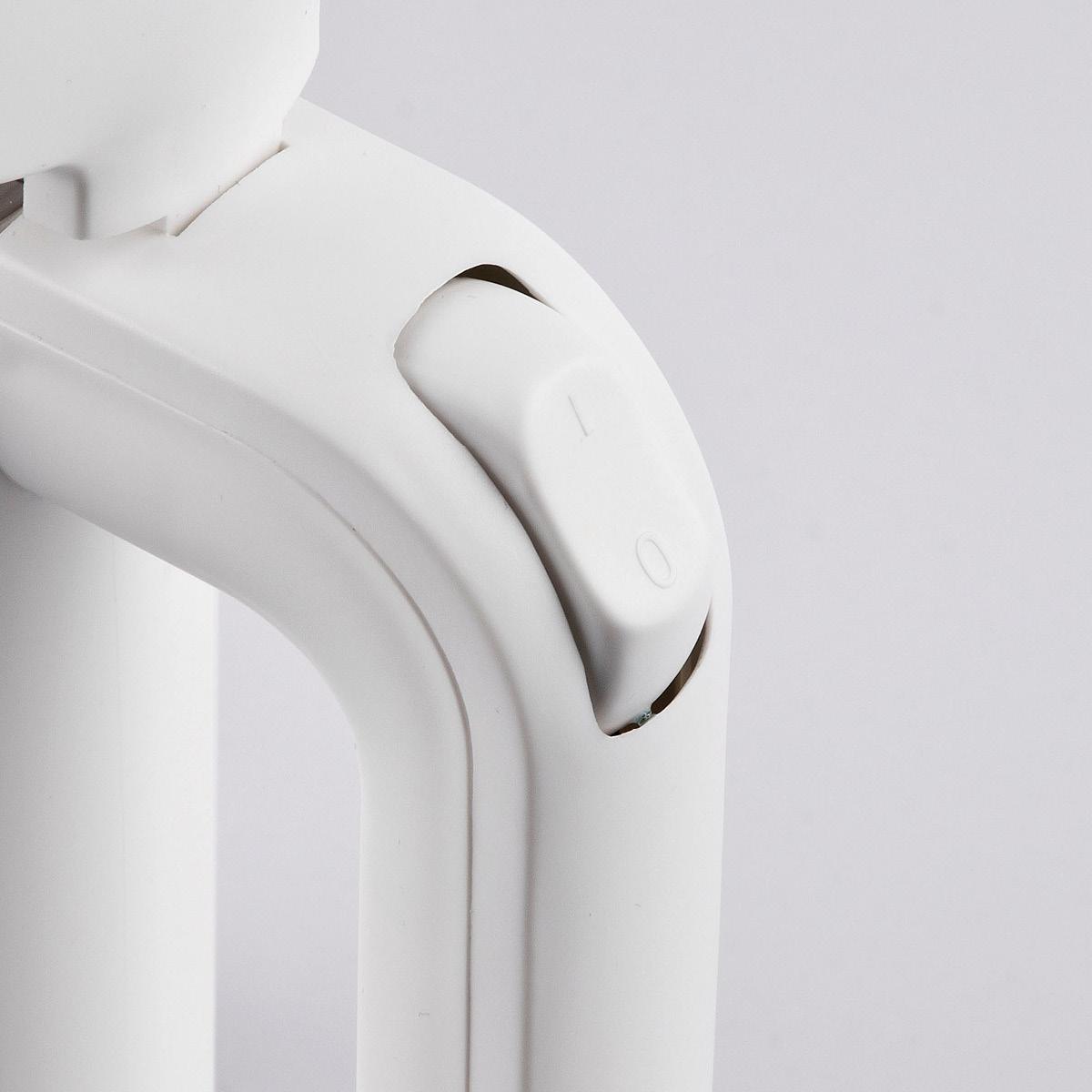 G3 Ferrari Essential Vedenkeitin 1,8L Valkoinen