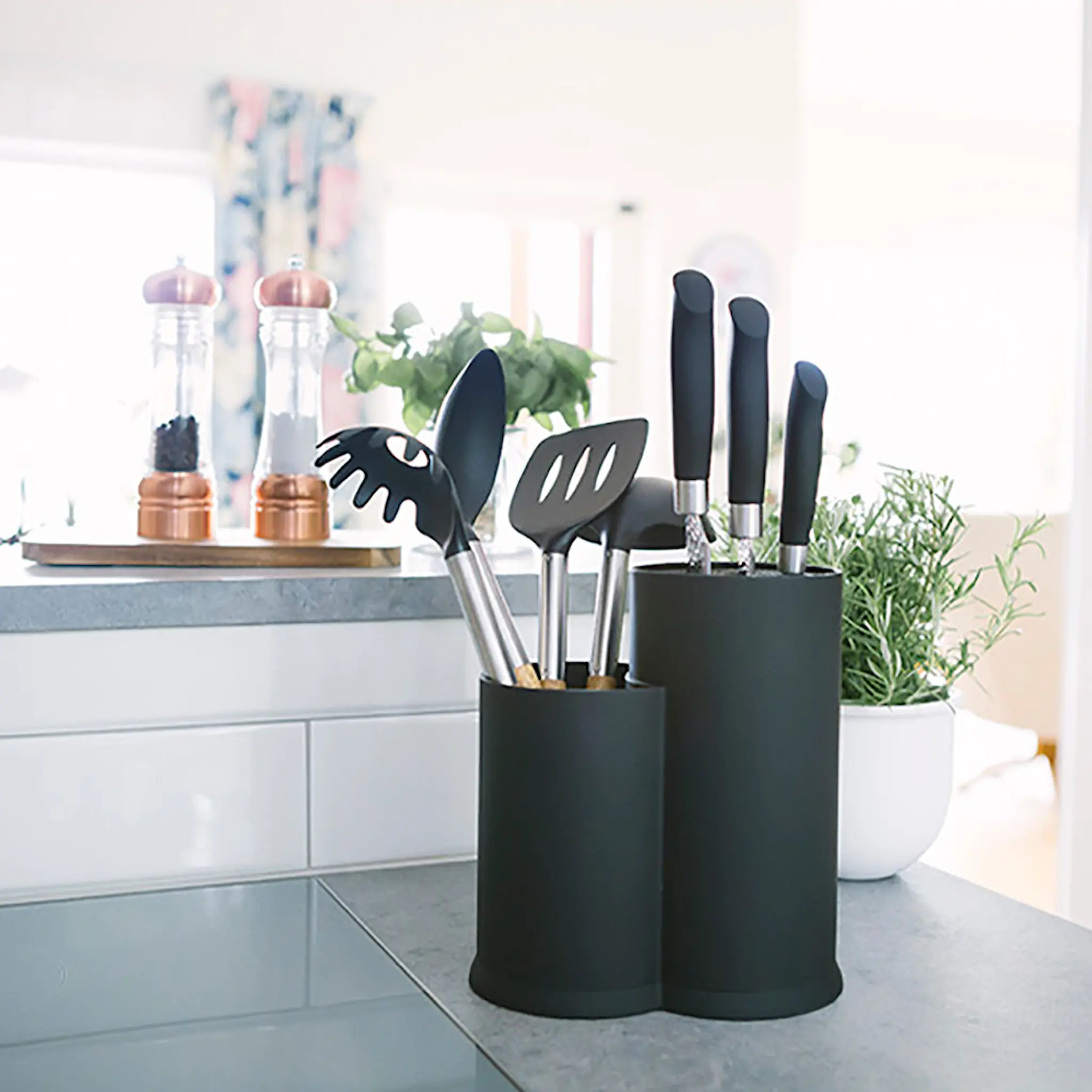 Dorre Akira Veitsisetti 3 osaa Musta