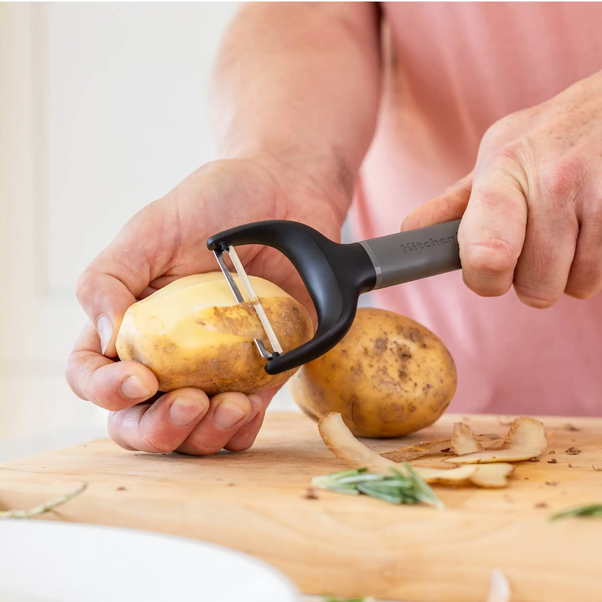 KitchenAid KitchenAid Classic Kuorija Y-malli 18 cm Charcoal Grey