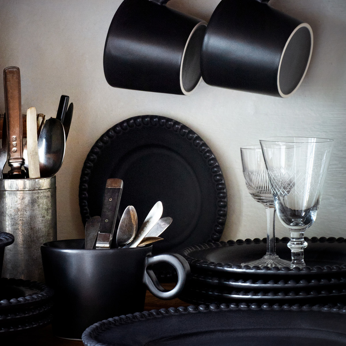 PotteryJo Daria mugg 28 cl 2-pack ink black