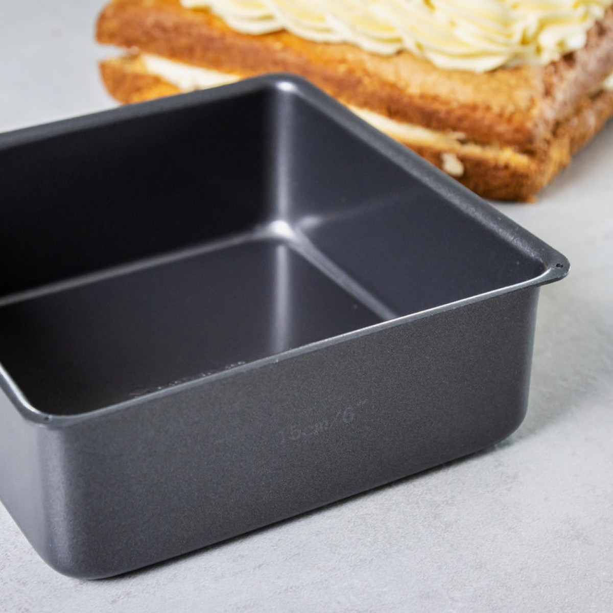 MasterClass Non Stick Bakeware Leivontavuoka 15x15cm 1,25 L
