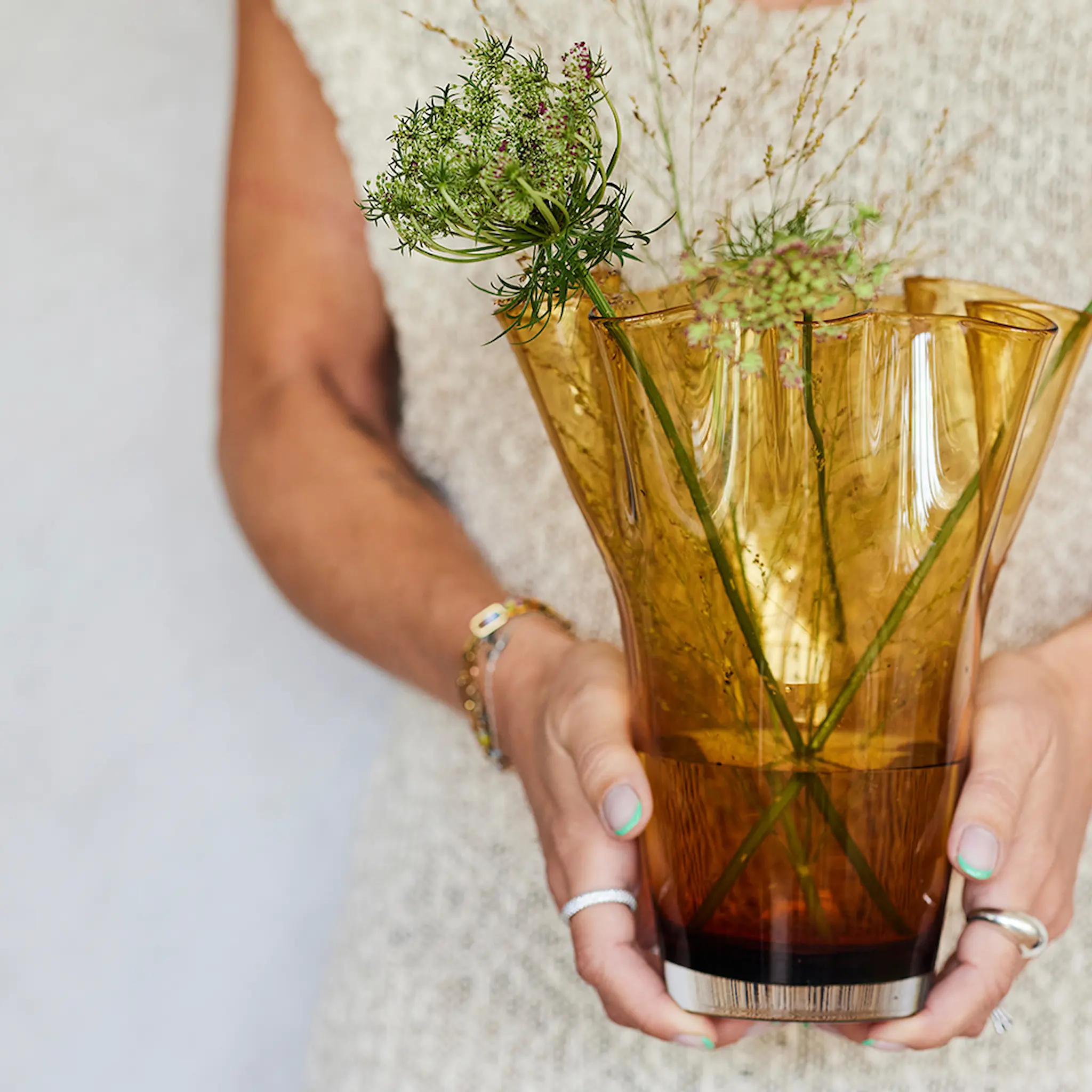 Sagaform Viva Maljakko 20x20x24,5 cm Amber