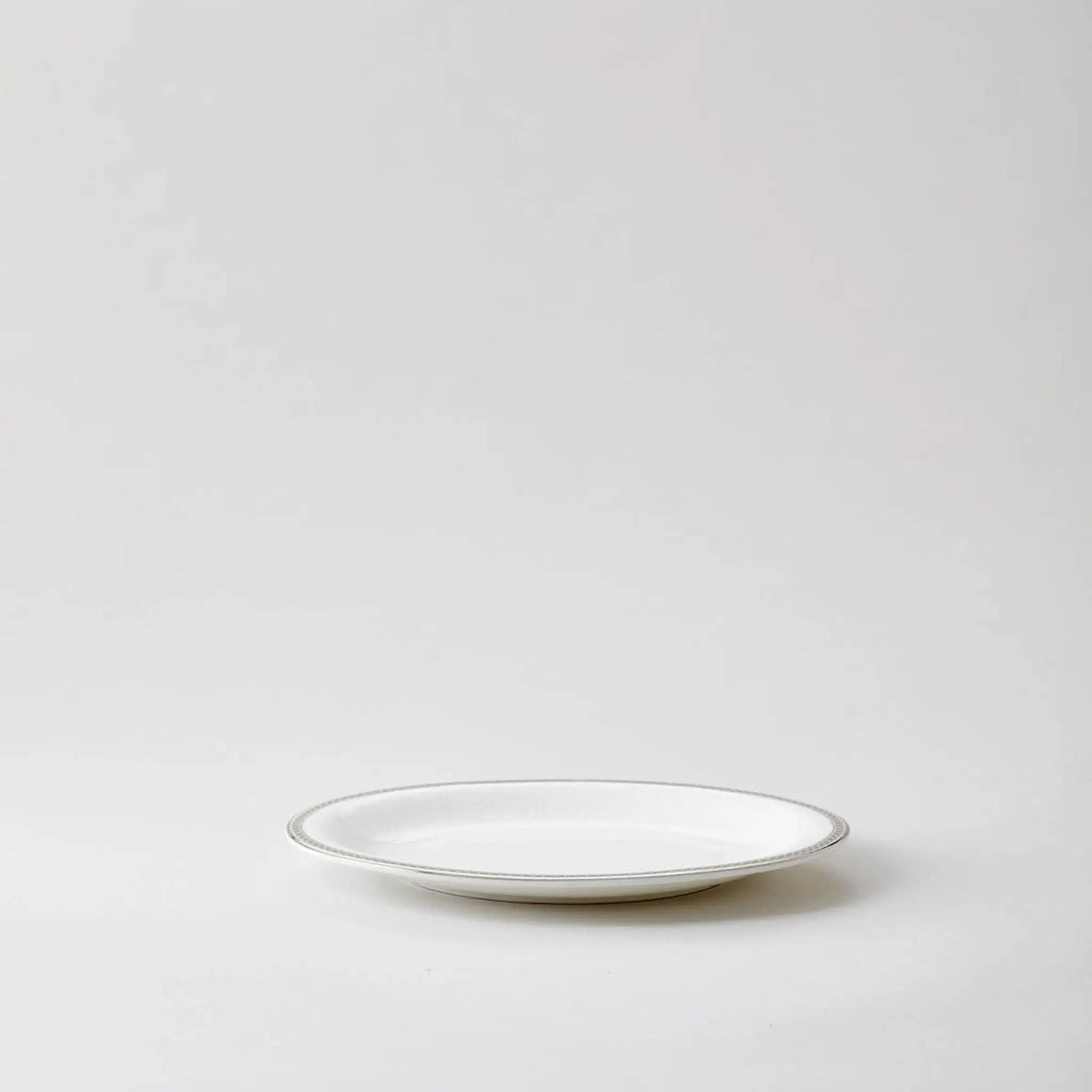 Royal Porcelain Silver Paisley Fat till såssnipa 20,5 cm Vit