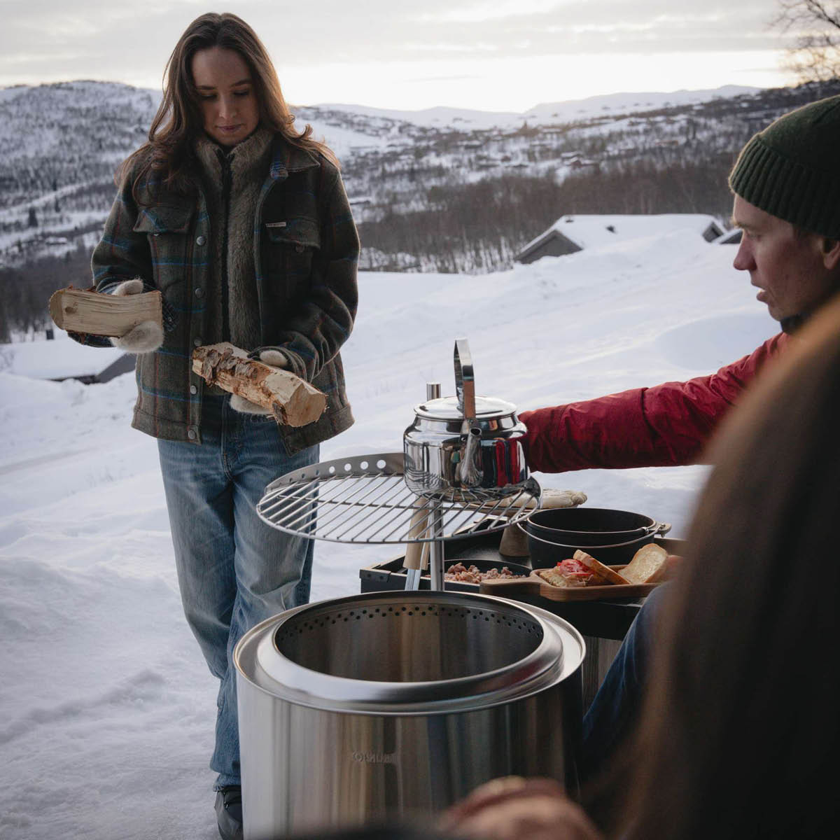 Espegard Eld 50 Tulisija grillitelineellä