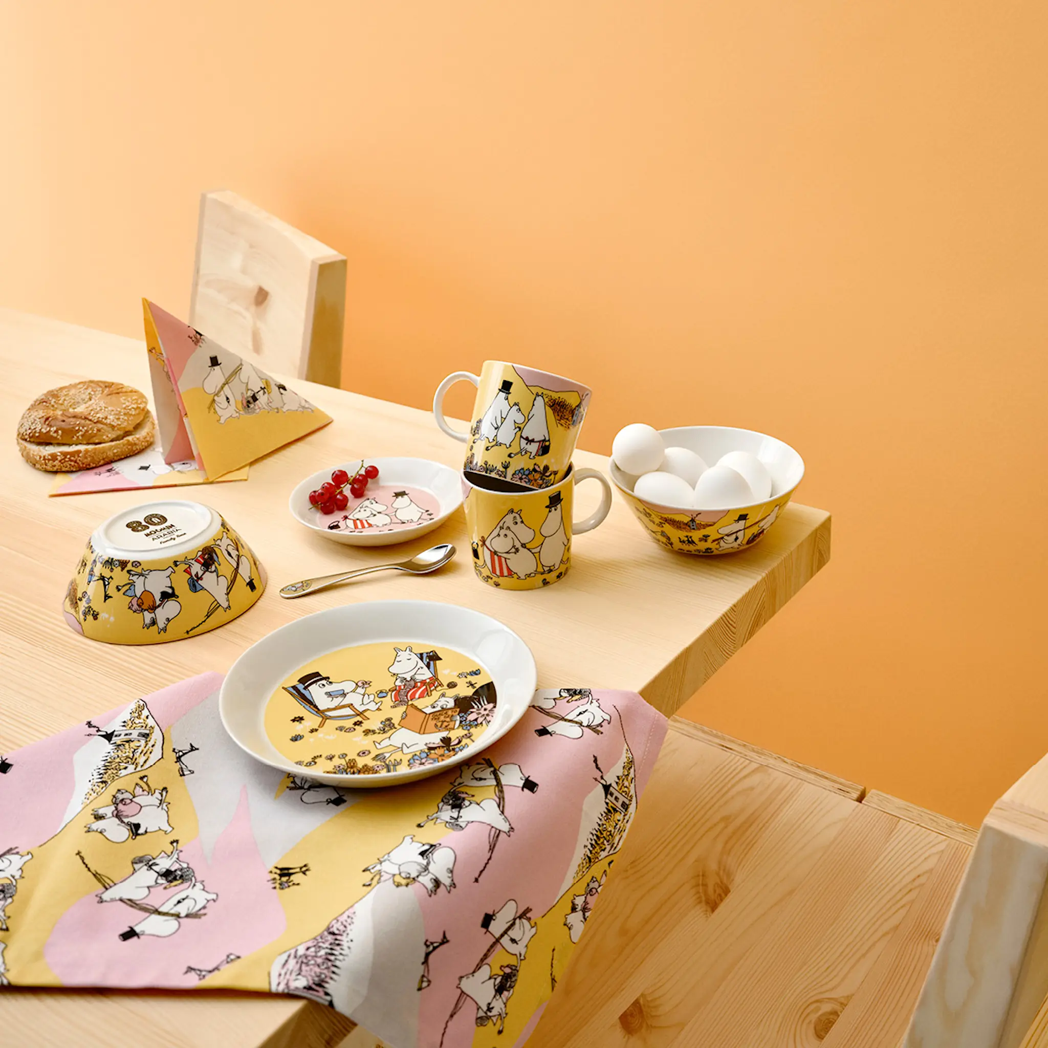 Moomin Arabia Muumi Keittiöpyyhe 50x70 cm Perheen parissa